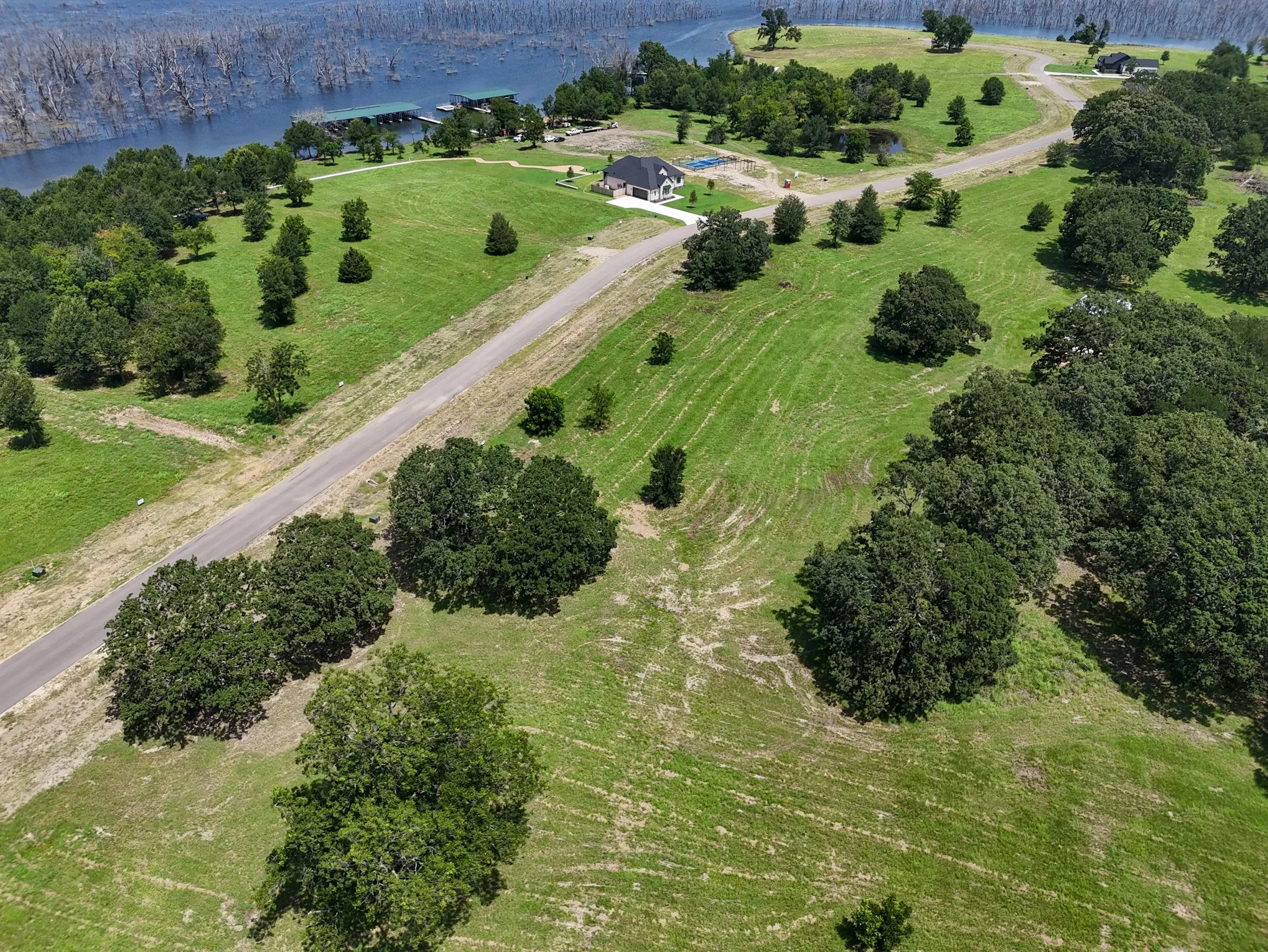 Unimproved Land For Sale in Fannin County , 280 Shoreline Drive, Dodd City, Texas 75438, 0, 0, Garage spaces, 0 Sqft, built in 0, mls#21317462, Real Estate Agent in Dodd City, Homes For Sale in Fannin county, Homes For Sale in Dodd City, Realtor in Dodd City Texas, Real Estate Brokerage Independent Realty Texas, Luminita Cordes Realtor