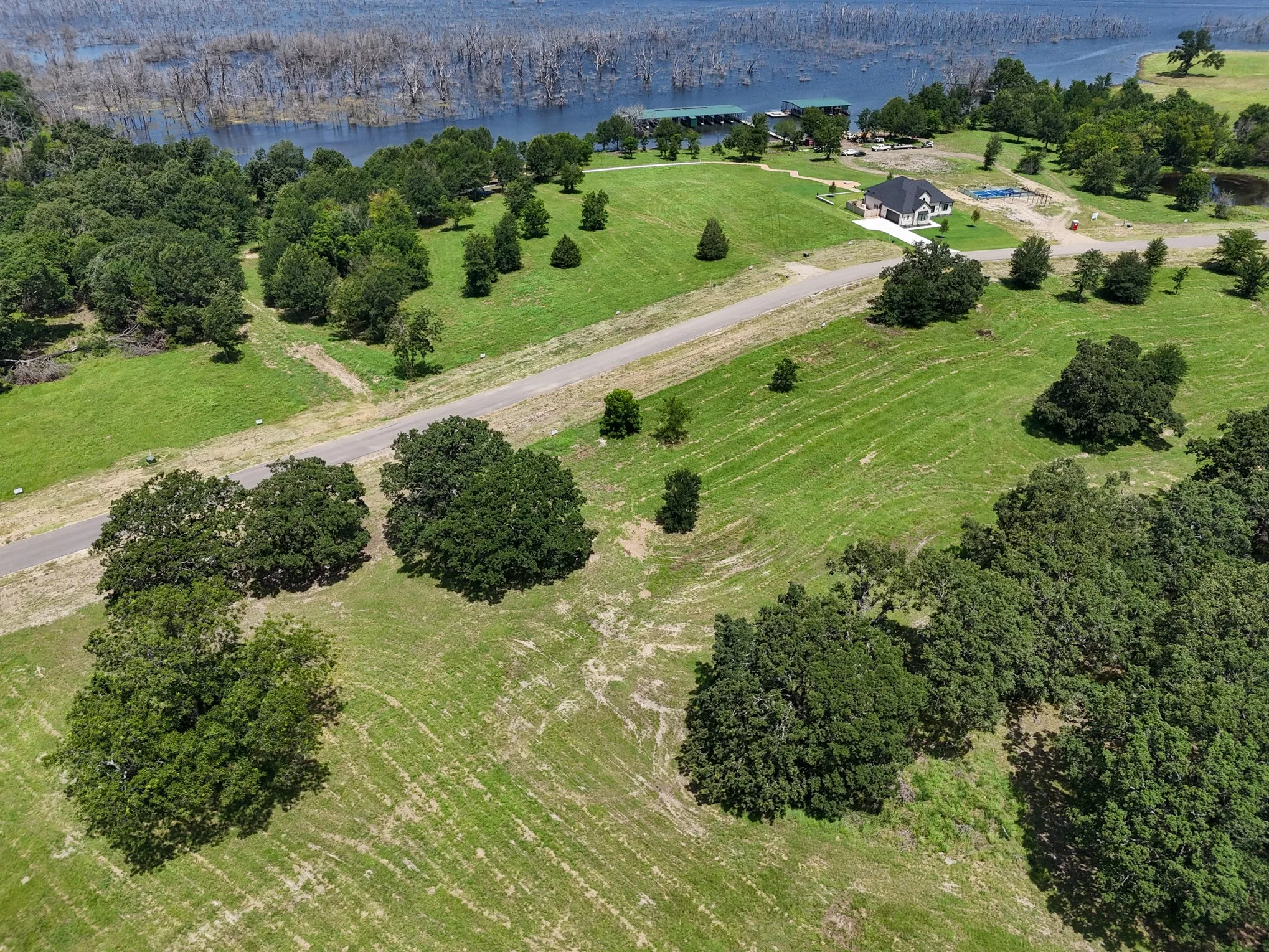 Unimproved Land For Sale in Fannin County , 280 Shoreline Drive, Dodd City, Texas 75438, 0, 0, Garage spaces, 0 Sqft, built in 0, mls#21317462, Real Estate Agent in Dodd City, Homes For Sale in Fannin county, Homes For Sale in Dodd City, Realtor in Dodd City Texas, Real Estate Brokerage Independent Realty Texas, Luminita Cordes Realtor