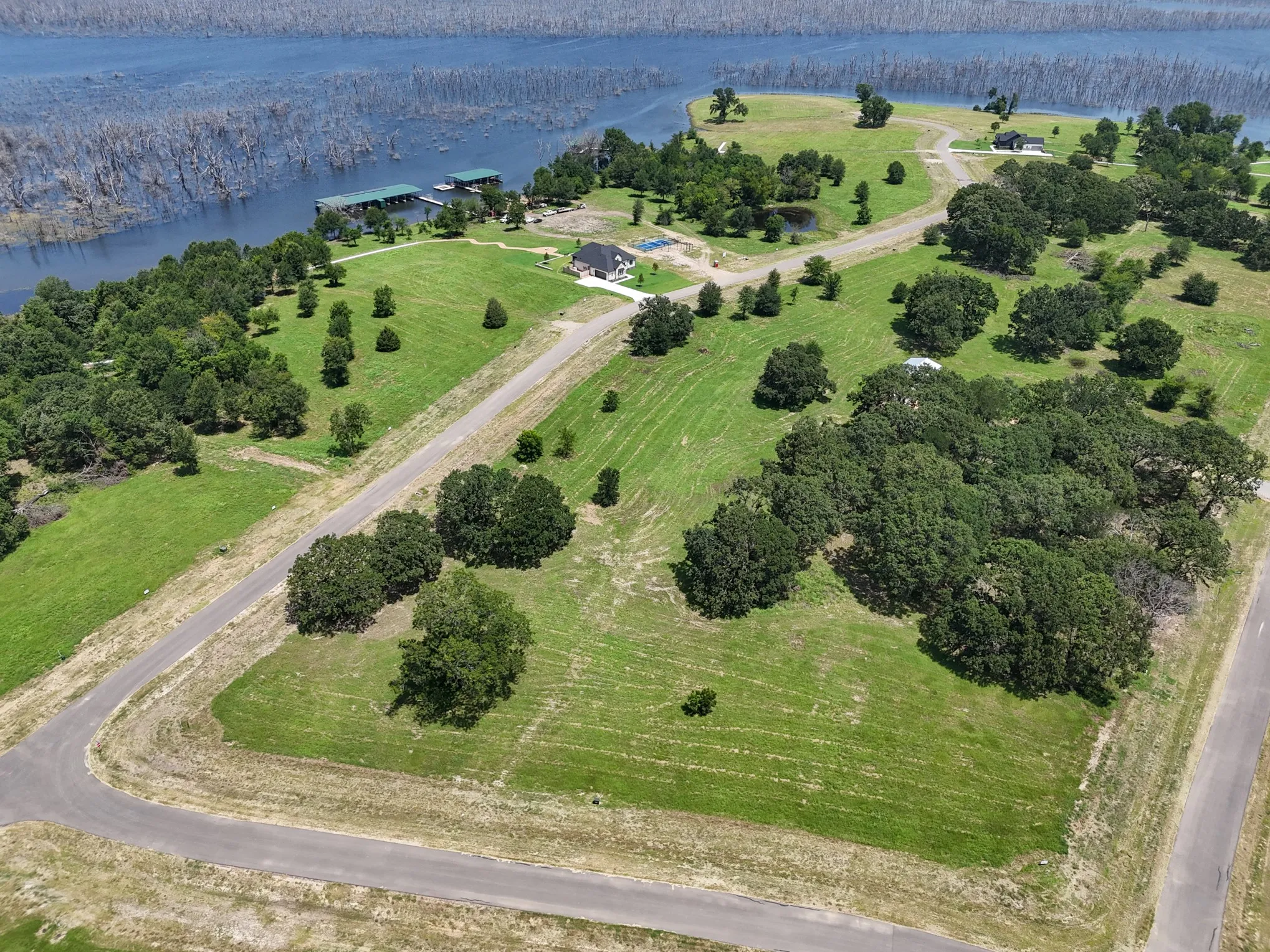 Unimproved Land For Sale in Fannin County , 280 Shoreline Drive, Dodd City, Texas 75438, 0, 0, Garage spaces, 0 Sqft, built in 0, mls#21317462, Real Estate Agent in Dodd City, Homes For Sale in Fannin county, Homes For Sale in Dodd City, Realtor in Dodd City Texas, Real Estate Brokerage Independent Realty Texas, Luminita Cordes Realtor