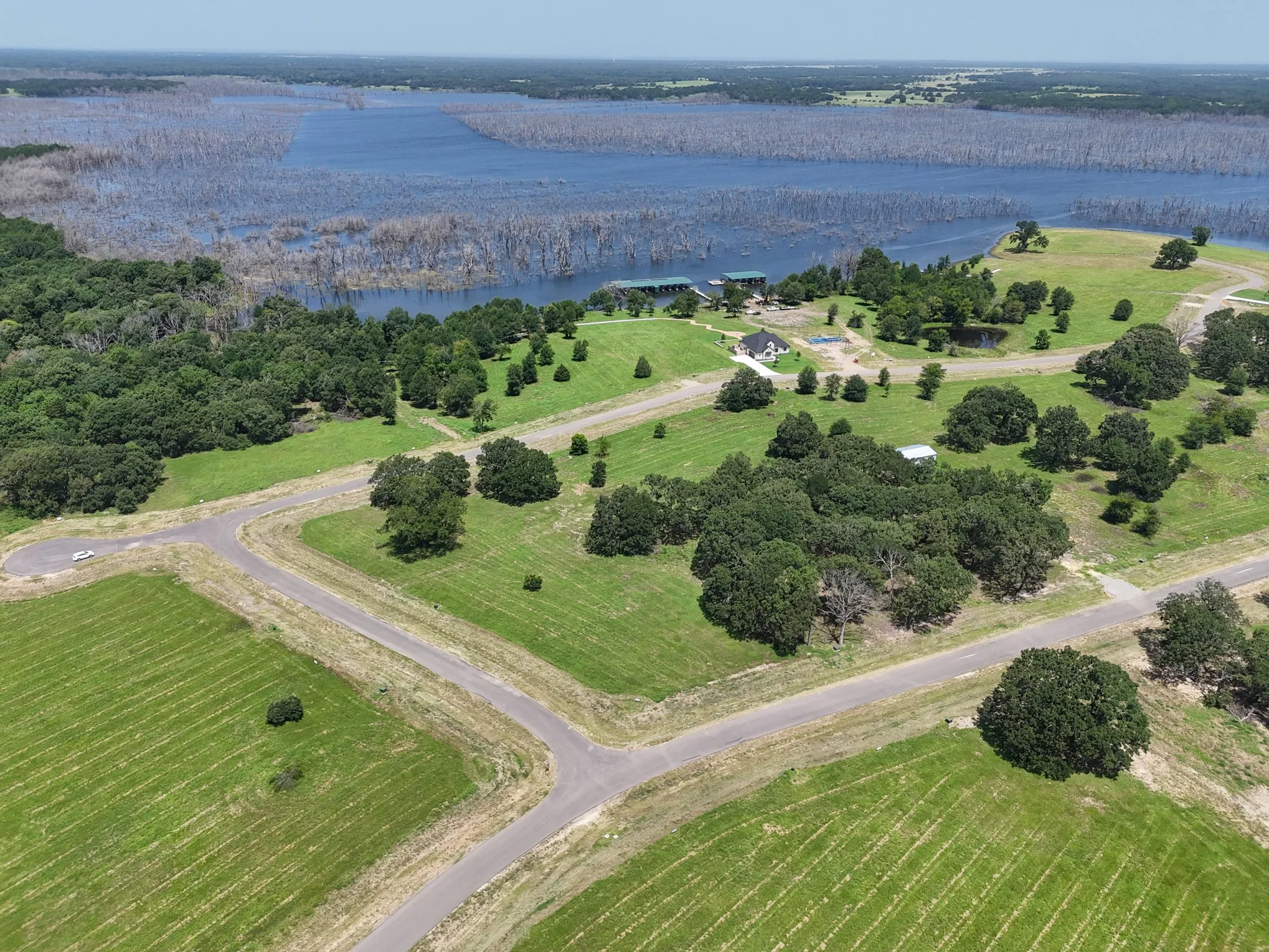 Unimproved Land For Sale in Fannin County , 280 Shoreline Drive, Dodd City, Texas 75438, 0, 0, Garage spaces, 0 Sqft, built in 0, mls#21317462, Real Estate Agent in Dodd City, Homes For Sale in Fannin county, Homes For Sale in Dodd City, Realtor in Dodd City Texas, Real Estate Brokerage Independent Realty Texas, Luminita Cordes Realtor