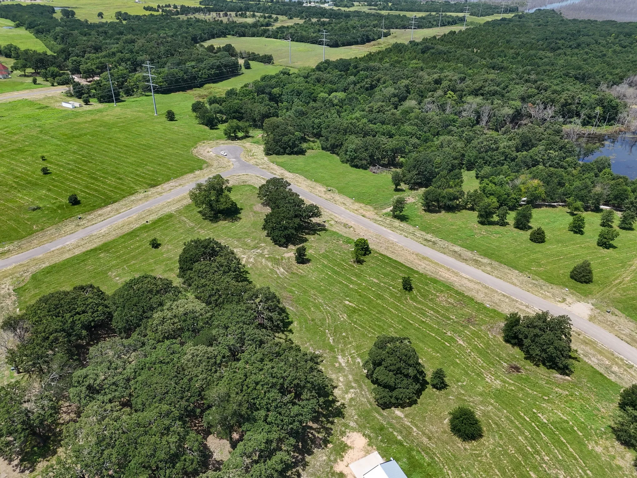 Unimproved Land For Sale in Fannin County , 280 Shoreline Drive, Dodd City, Texas 75438, 0, 0, Garage spaces, 0 Sqft, built in 0, mls#21317462, Real Estate Agent in Dodd City, Homes For Sale in Fannin county, Homes For Sale in Dodd City, Realtor in Dodd City Texas, Real Estate Brokerage Independent Realty Texas, Luminita Cordes Realtor