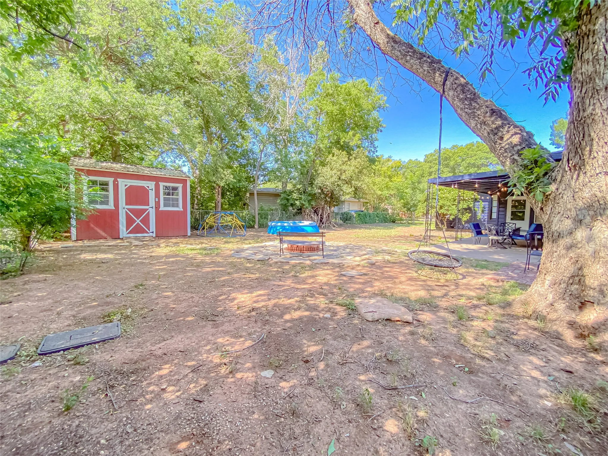 Single Family Residence For Sale in Taylor County , 1201 Albany Street, Abilene, Texas 79605, 3 Bedroom, 2 Bathroom, 2 Garage spaces, 1,910 Sqft, built in 1950, mls#21317323, Real Estate Agent in Abilene, Homes For Sale in Taylor county, Homes For Sale in Abilene, Realtor in Abilene Texas, Real Estate Brokerage Independent Realty Texas, Luminita Cordes Realtor