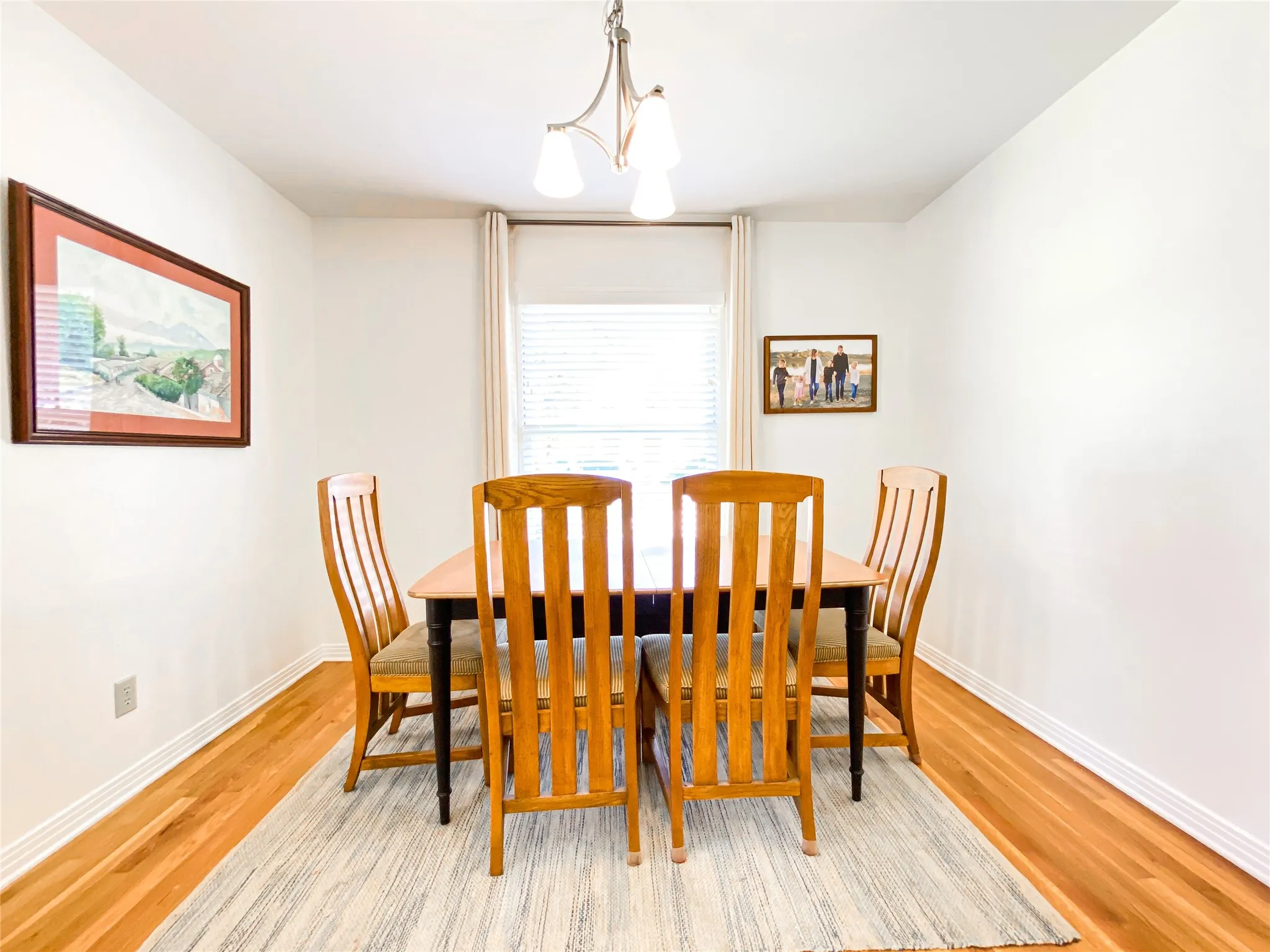 Single Family Residence For Sale in Taylor County , 1201 Albany Street, Abilene, Texas 79605, 3 Bedroom, 2 Bathroom, 2 Garage spaces, 1,910 Sqft, built in 1950, mls#21317323, Real Estate Agent in Abilene, Homes For Sale in Taylor county, Homes For Sale in Abilene, Realtor in Abilene Texas, Real Estate Brokerage Independent Realty Texas, Luminita Cordes Realtor