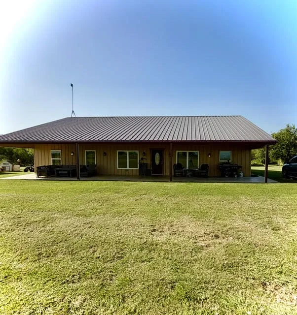Single Family Residence For Sale in Wise County , 387 Private Road 1452, Chico, Texas 76431, 5 Bedroom, 3 Bathroom, Garage spaces, 3,000 Sqft, built in 2017, mls#21317494, Real Estate Agent in Chico, Homes For Sale in Wise county, Homes For Sale in Chico, Realtor in Chico Texas, Real Estate Brokerage Independent Realty Texas, Luminita Cordes Realtor