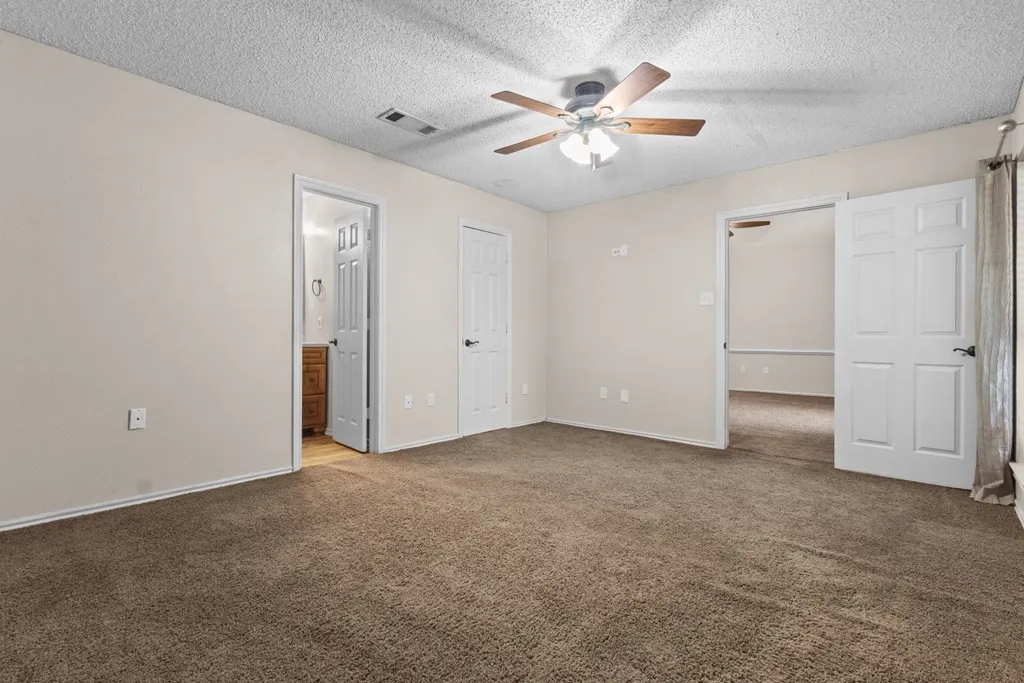 Single Family Residence For Sale in Henderson County , 402 Admiral Drive, Gun Barrel City, Texas 75156, 3 Bedroom, 2 Bathroom, Garage spaces, 1,280 Sqft, built in 1997, Price $389,000, mls#21314139, Real Estate Agent in Gun Barrel City, Homes For Sale in Henderson county, Homes For Sale in Gun Barrel City, Realtor in Gun Barrel City Texas, Real Estate Brokerage Independent Realty Texas, Luminita Cordes Realtor