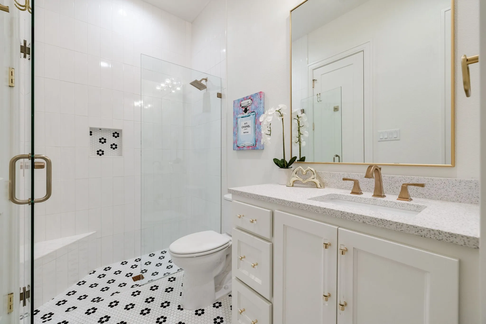 Single Family Residence For Sale in Collin County , 405 Crosswood Creek Court, Celina, Texas 75009, 5 Bedroom, 7 Bathroom, 4 Garage spaces, 6,083 Sqft, built in 2021, mls#21316459, Real Estate Agent in Celina, Homes For Sale in Collin county, Homes For Sale in Celina, Realtor in Celina Texas, Real Estate Brokerage Independent Realty Texas, Luminita Cordes Realtor