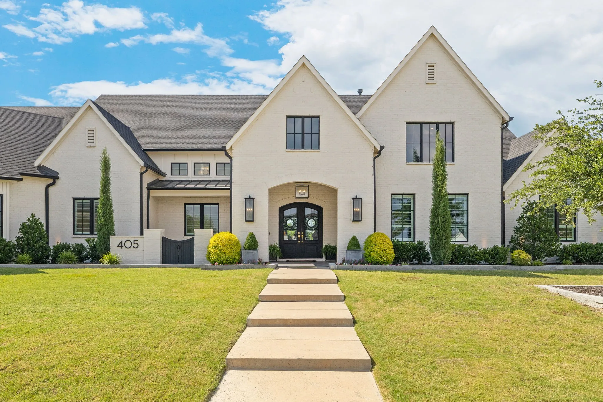 Single Family Residence For Sale in Collin County , 405 Crosswood Creek Court, Celina, Texas 75009, 5 Bedroom, 7 Bathroom, 4 Garage spaces, 6,083 Sqft, built in 2021, mls#21316459, Real Estate Agent in Celina, Homes For Sale in Collin county, Homes For Sale in Celina, Realtor in Celina Texas, Real Estate Brokerage Independent Realty Texas, Luminita Cordes Realtor