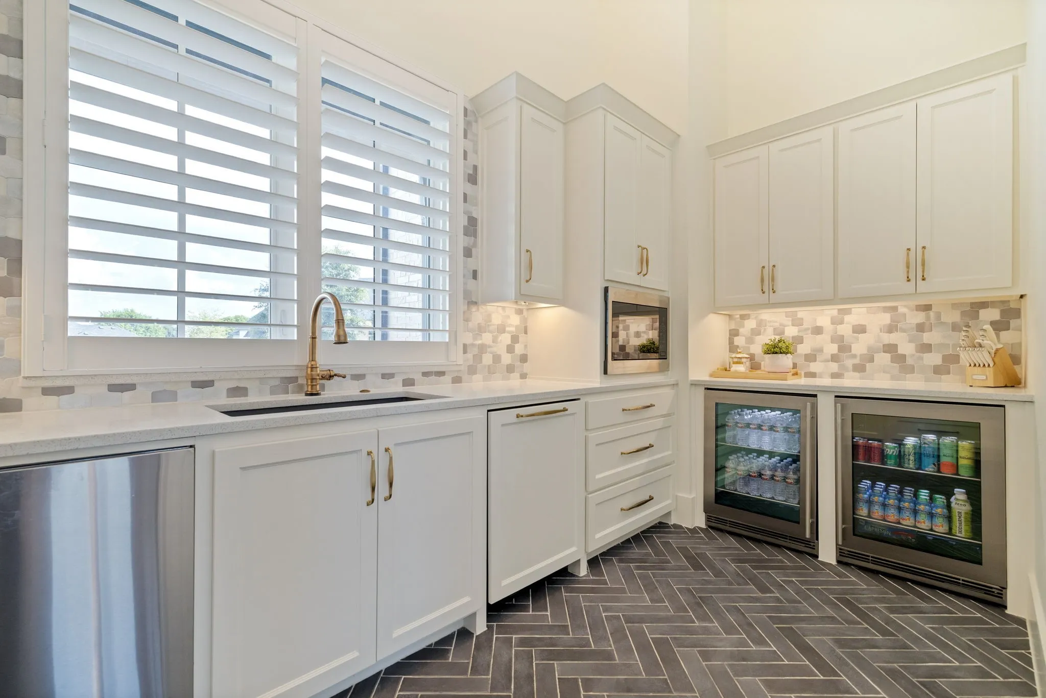 Single Family Residence For Sale in Collin County , 405 Crosswood Creek Court, Celina, Texas 75009, 5 Bedroom, 7 Bathroom, 4 Garage spaces, 6,083 Sqft, built in 2021, mls#21316459, Real Estate Agent in Celina, Homes For Sale in Collin county, Homes For Sale in Celina, Realtor in Celina Texas, Real Estate Brokerage Independent Realty Texas, Luminita Cordes Realtor