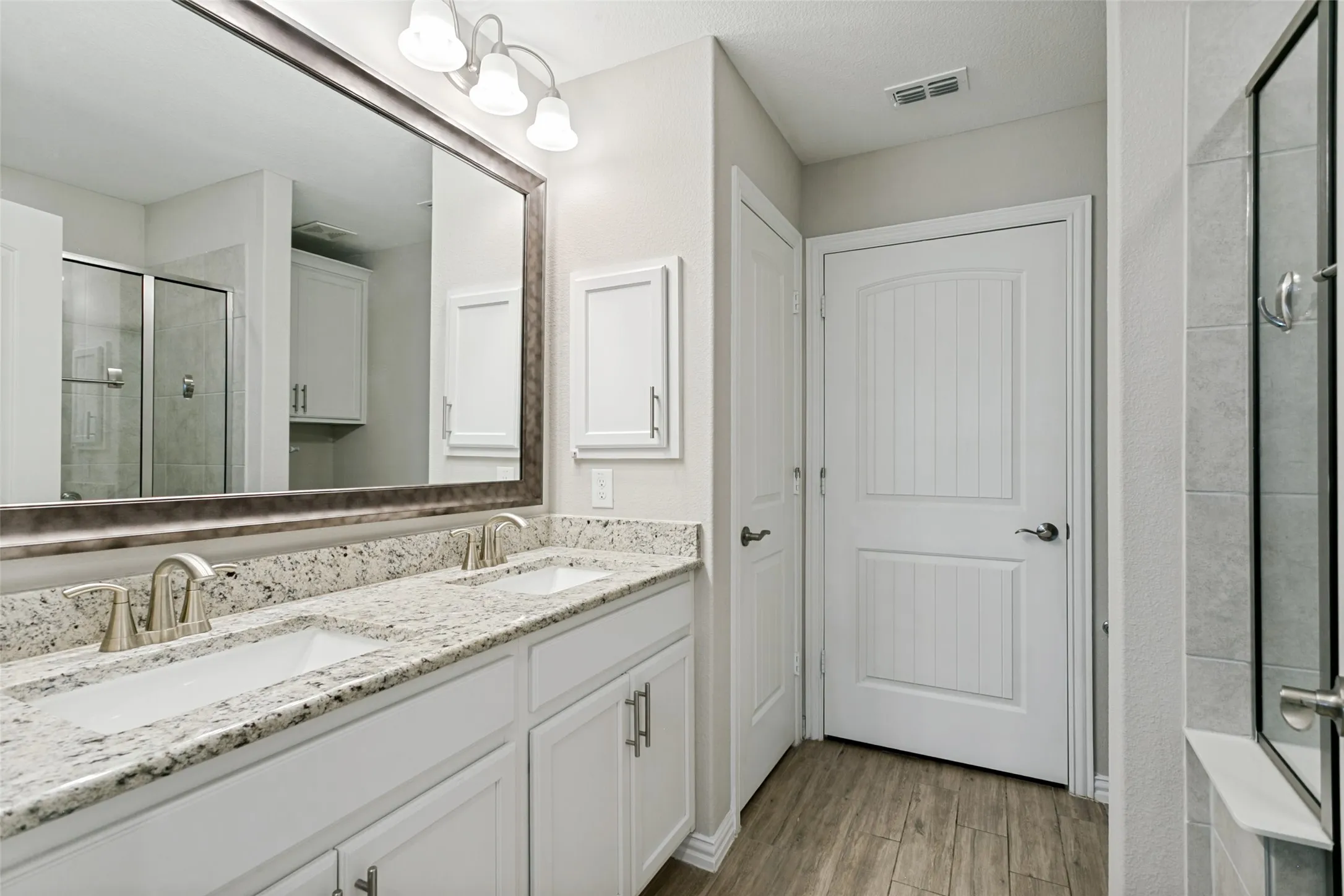 Single Family Residence For Sale in Denton County , 1273 Eagle Lane, Little Elm, Texas 76227, 2 Bedroom, 2 Bathroom, 2 Garage spaces, 1,571 Sqft, built in 2021, mls#21312748, Real Estate Agent in Little Elm, Homes For Sale in Denton county, Homes For Sale in Little Elm, Realtor in Little Elm Texas, Real Estate Brokerage Independent Realty Texas, Luminita Cordes Realtor