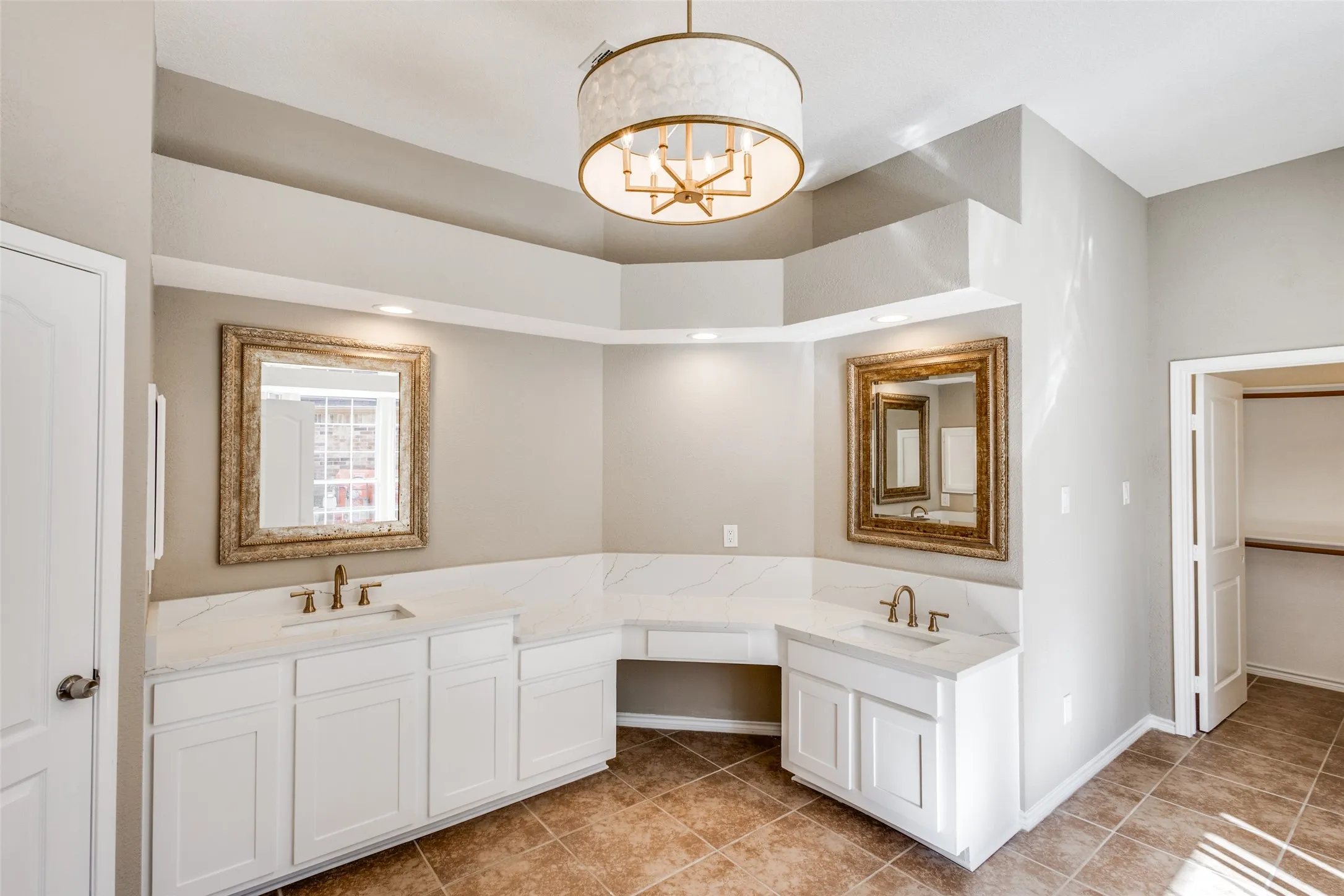 Primary bathroom has also had some remodeling!!