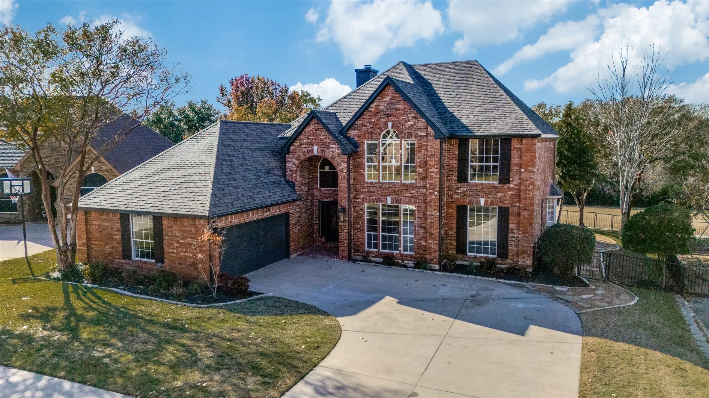 Single Family Residence For Sale in Collin County , 2822 Roundrock, Mc Kinney, Texas 75072, 4 Bedroom, 4 Bathroom, 2 Garage spaces, 3,296 Sqft, built in 1989, mls#21310784, Real Estate Agent in Mc Kinney, Homes For Sale in Collin county, Homes For Sale in Mc Kinney, Realtor in Mc Kinney Texas, Real Estate Brokerage Independent Realty Texas, Luminita Cordes Realtor