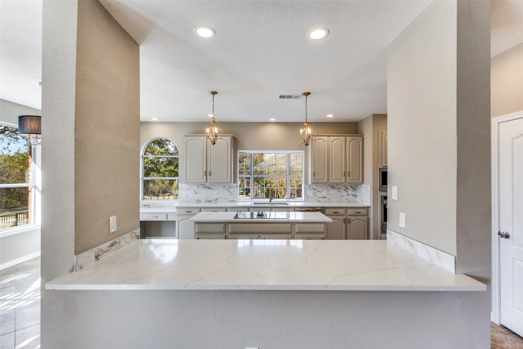Light bright kitchen remodel.
