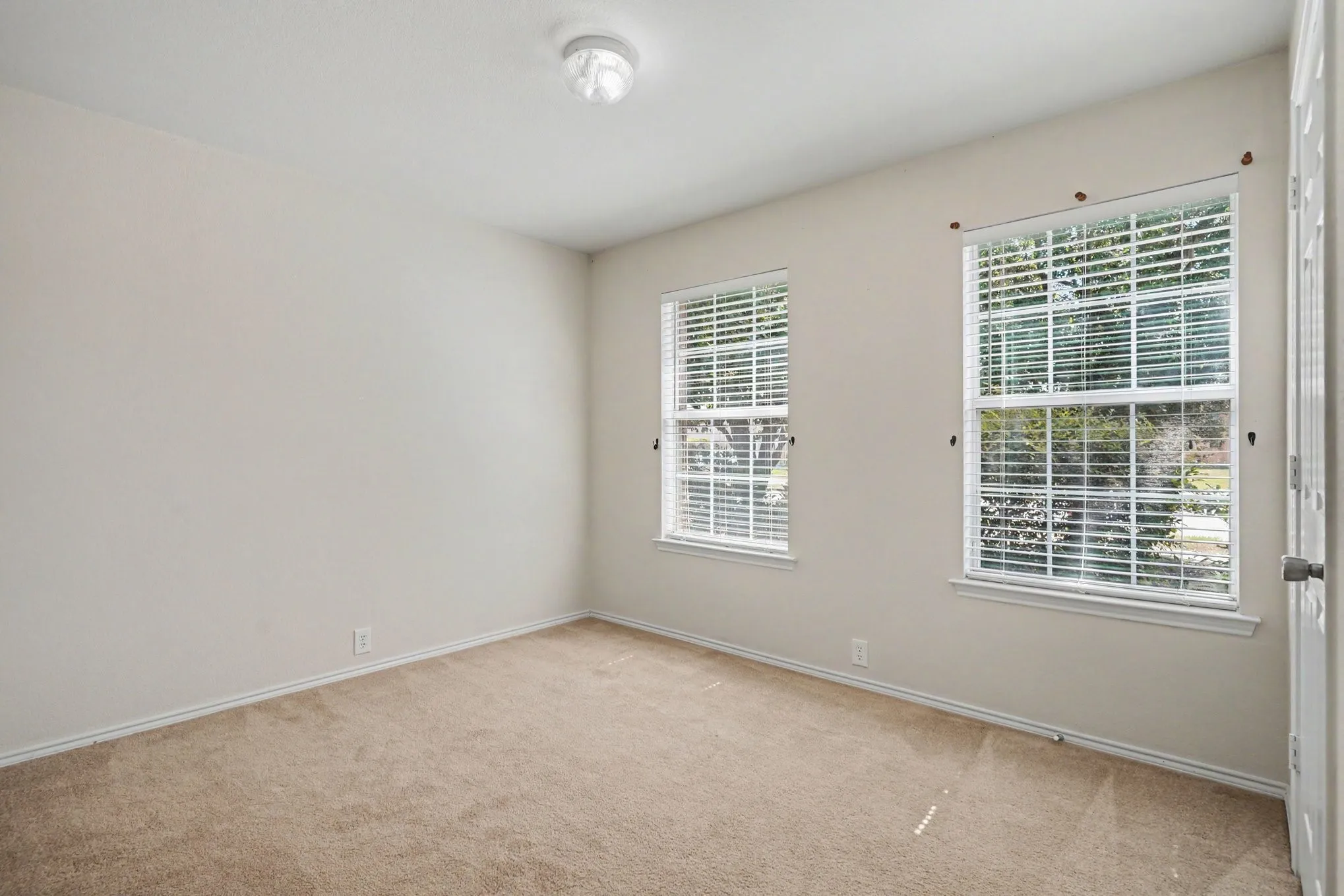 Single Family Residence For Rent in Collin County , 1327 Primrose Drive, Wylie, Texas 75098, 3 Bedroom, 2 Bathroom, 2 Garage spaces, 1,777 Sqft, built in 2004, mls#21317531, Real Estate Agent in Wylie, Homes For Rent in Collin county, Homes For Rent in Wylie, Realtor in Wylie Texas, Real Estate Brokerage Independent Realty Texas, Luminita Cordes Realtor