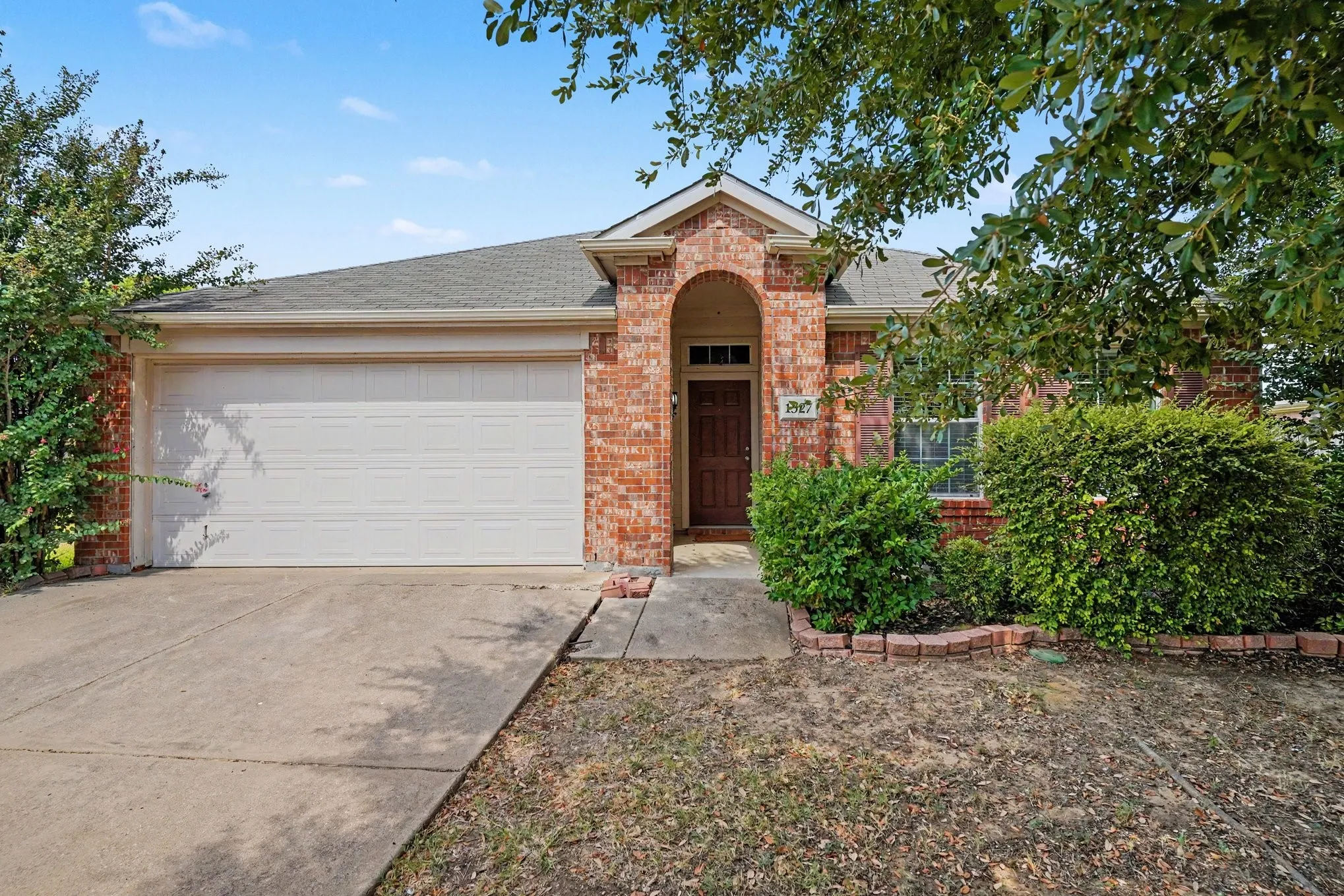 Single Family Residence For Rent in Collin County , 1327 Primrose Drive, Wylie, Texas 75098, 3 Bedroom, 2 Bathroom, 2 Garage spaces, 1,777 Sqft, built in 2004, mls#21317531, Real Estate Agent in Wylie, Homes For Rent in Collin county, Homes For Rent in Wylie, Realtor in Wylie Texas, Real Estate Brokerage Independent Realty Texas, Luminita Cordes Realtor