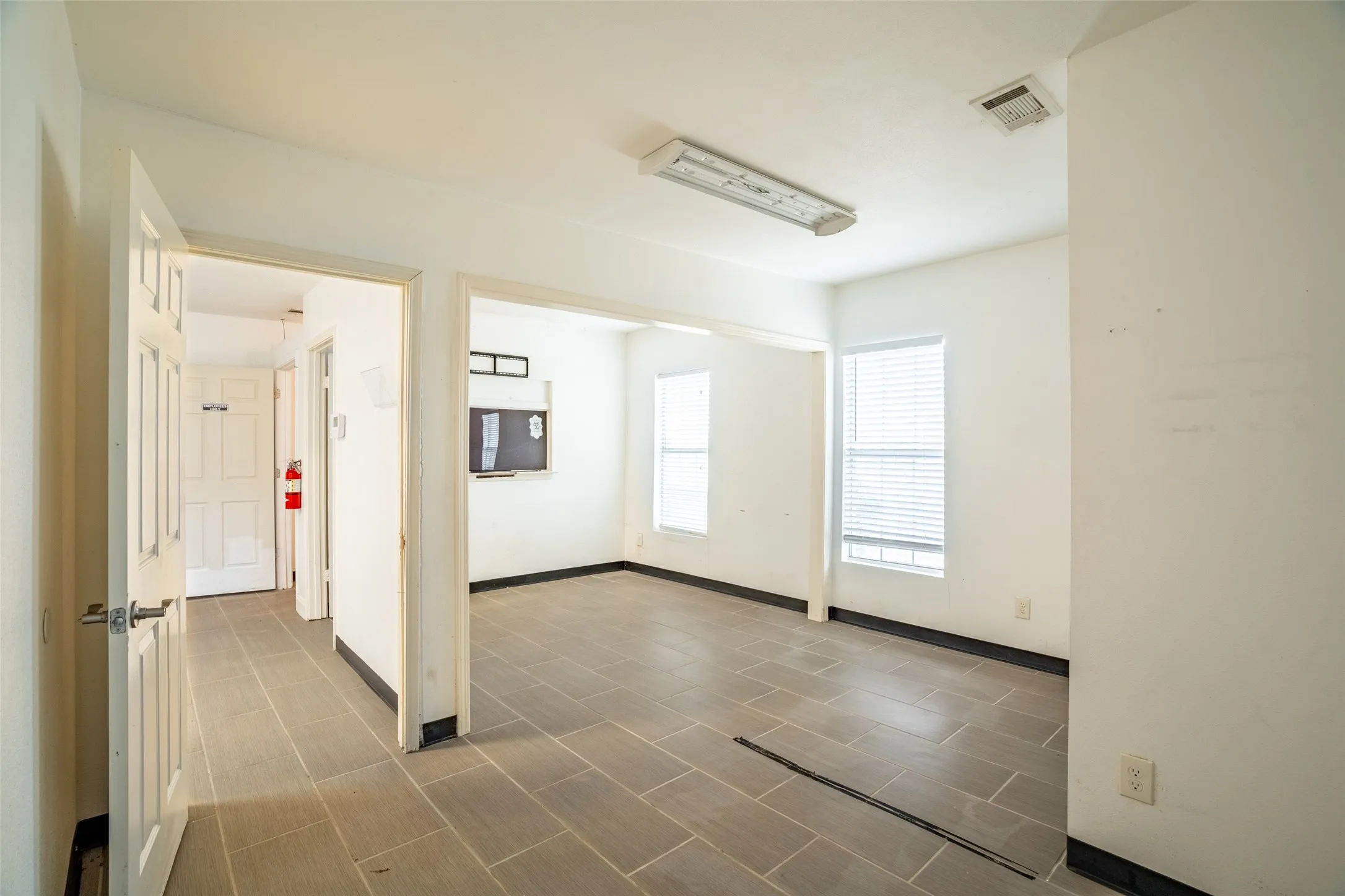 Industrial For Sale in Dallas County , 401 W Simonds Road, Seagoville, Texas 75159, 0, 0, Garage spaces, 0 Sqft, built in 2000, mls#21308571, Real Estate Agent in Seagoville, Homes For Sale in Dallas county, Homes For Sale in Seagoville, Realtor in Seagoville Texas, Real Estate Brokerage Independent Realty Texas, Luminita Cordes Realtor