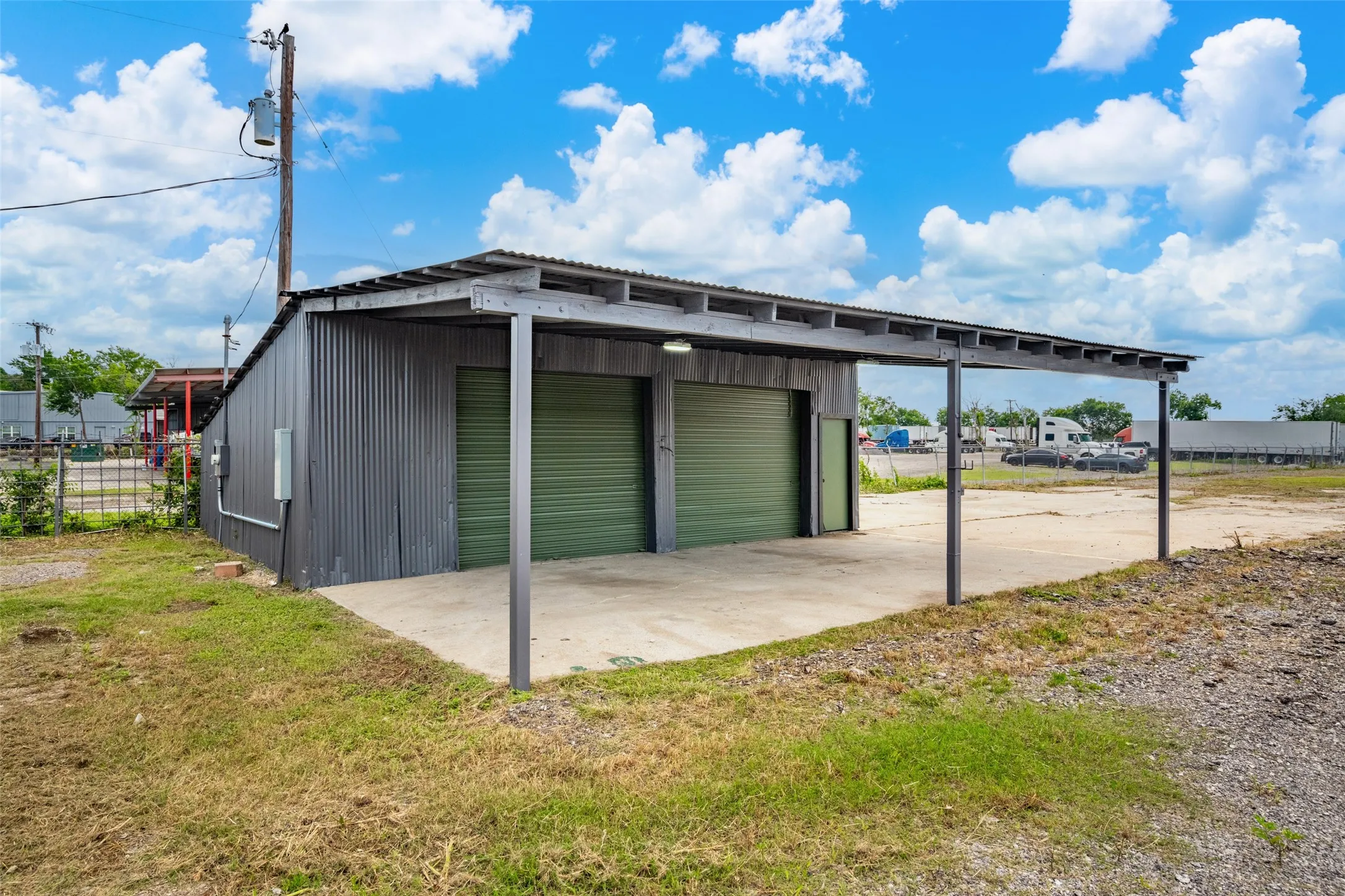 Industrial For Sale in Dallas County , 401 W Simonds Road, Seagoville, Texas 75159, 0, 0, Garage spaces, 0 Sqft, built in 2000, mls#21308571, Real Estate Agent in Seagoville, Homes For Sale in Dallas county, Homes For Sale in Seagoville, Realtor in Seagoville Texas, Real Estate Brokerage Independent Realty Texas, Luminita Cordes Realtor