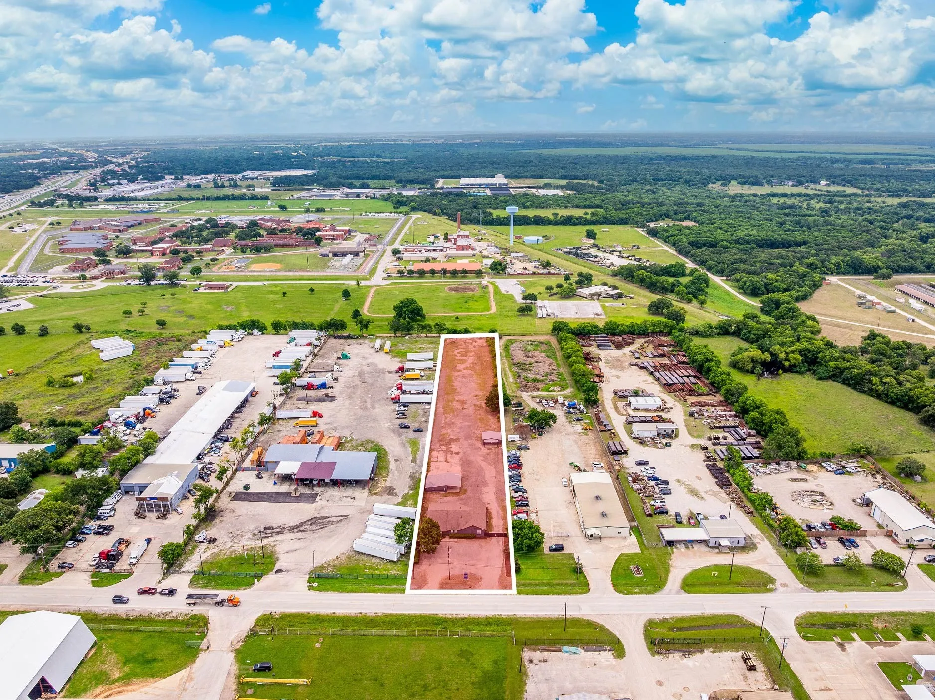 Industrial For Sale in Dallas County , 401 W Simonds Road, Seagoville, Texas 75159, 0, 0, Garage spaces, 0 Sqft, built in 2000, mls#21308571, Real Estate Agent in Seagoville, Homes For Sale in Dallas county, Homes For Sale in Seagoville, Realtor in Seagoville Texas, Real Estate Brokerage Independent Realty Texas, Luminita Cordes Realtor