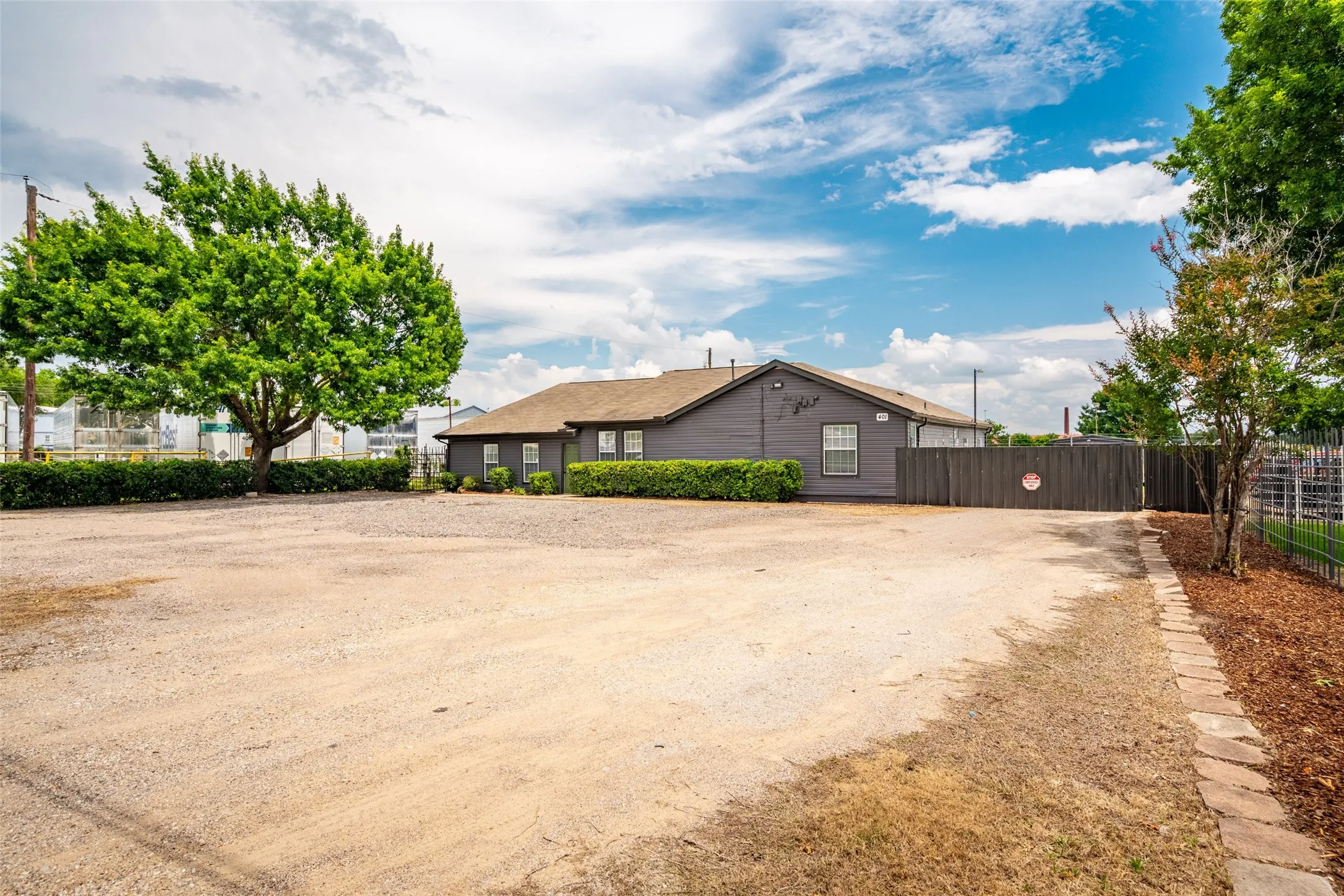 Industrial For Sale in Dallas County , 401 W Simonds Road, Seagoville, Texas 75159, 0, 0, Garage spaces, 0 Sqft, built in 2000, mls#21308571, Real Estate Agent in Seagoville, Homes For Sale in Dallas county, Homes For Sale in Seagoville, Realtor in Seagoville Texas, Real Estate Brokerage Independent Realty Texas, Luminita Cordes Realtor