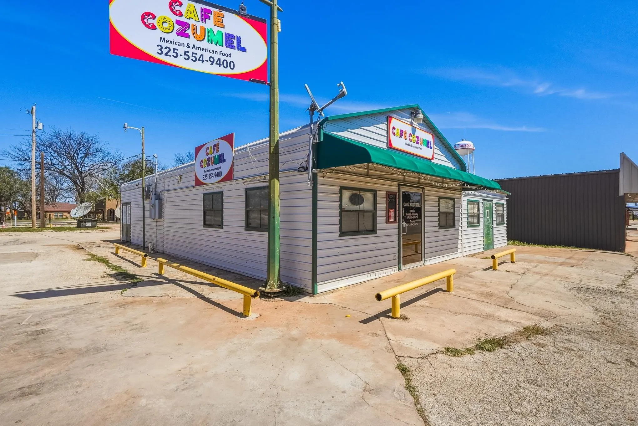 Business For Sale in Taylor County , 542 Graham, Tuscola, Texas 79562, 0, 0, Garage spaces, 2,003 Sqft, built in 2009, Price $975,000, mls#21310022, Real Estate Agent in Tuscola, Homes For Sale in Taylor county, Homes For Sale in Tuscola, Realtor in Tuscola Texas, Real Estate Brokerage Independent Realty Texas, Luminita Cordes Realtor
