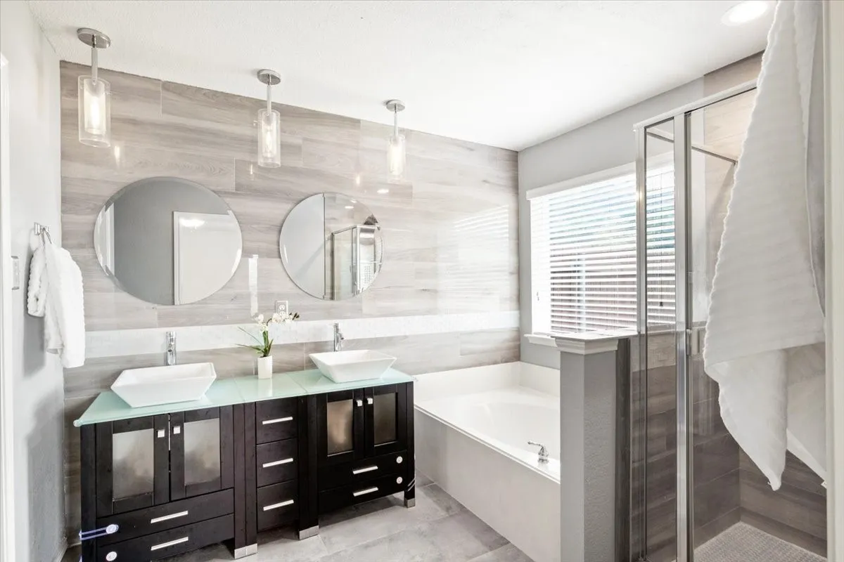 Single Family Residence For Rent in Collin County , 416 Ponderosa Trail, Murphy, Texas 75094, 3 Bedroom, 2 Bathroom, 2 Garage spaces, 1,761 Sqft, built in 2003, mls#21317037, Real Estate Agent in Murphy, Homes For Rent in Collin county, Homes For Rent in Murphy, Realtor in Murphy Texas, Real Estate Brokerage Independent Realty Texas, Luminita Cordes Realtor