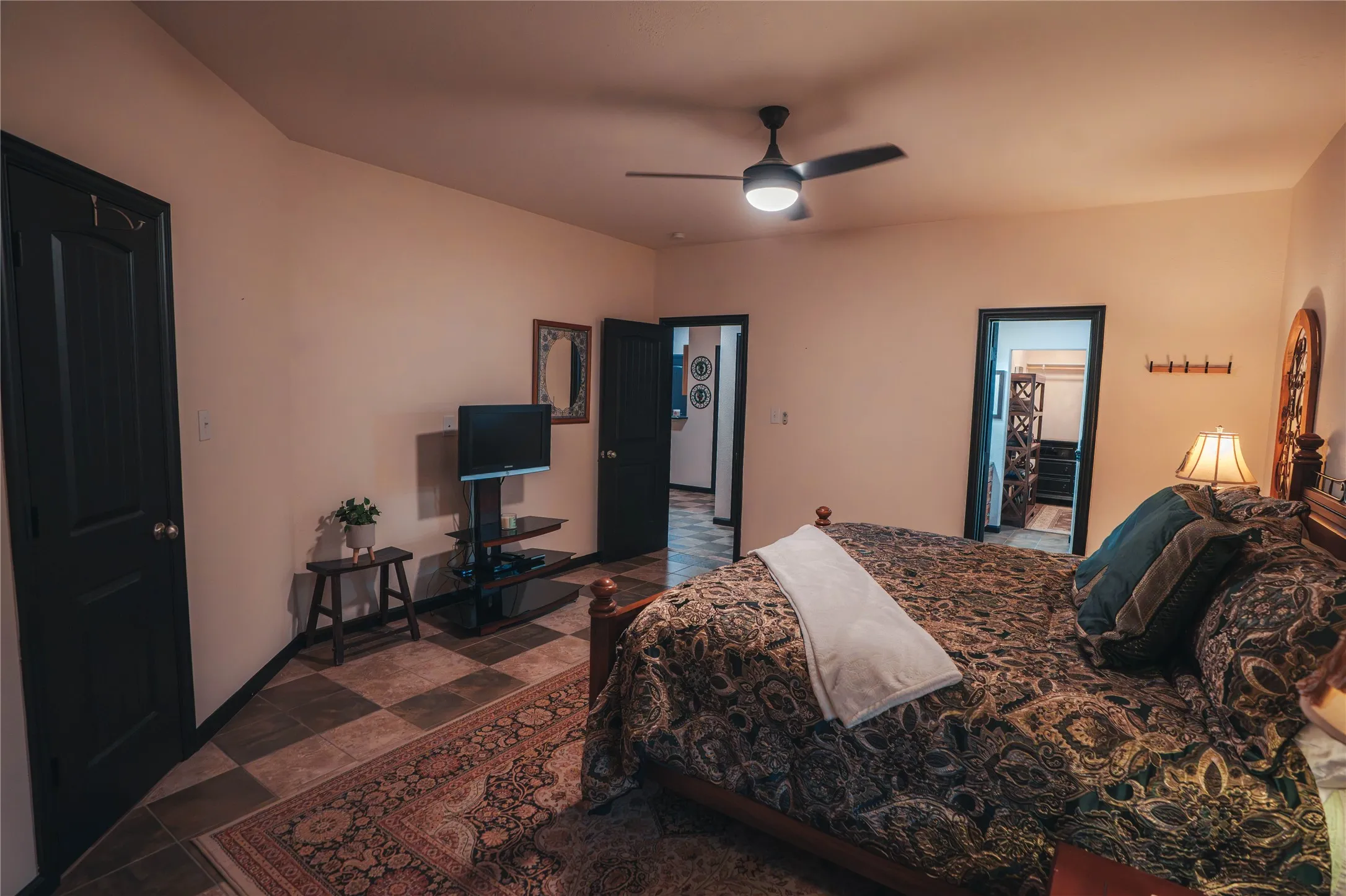 Farm For Sale in Grayson County , 20548 Fm 901 Road, Gordonville, Texas 76245, 1 Bedroom, 1 Bathroom, 1 Garage spaces, 1,320 Sqft, built in 2021, mls#21314768, Real Estate Agent in Gordonville, Homes For Sale in Grayson county, Homes For Sale in Gordonville, Realtor in Gordonville Texas, Real Estate Brokerage Independent Realty Texas, Luminita Cordes Realtor