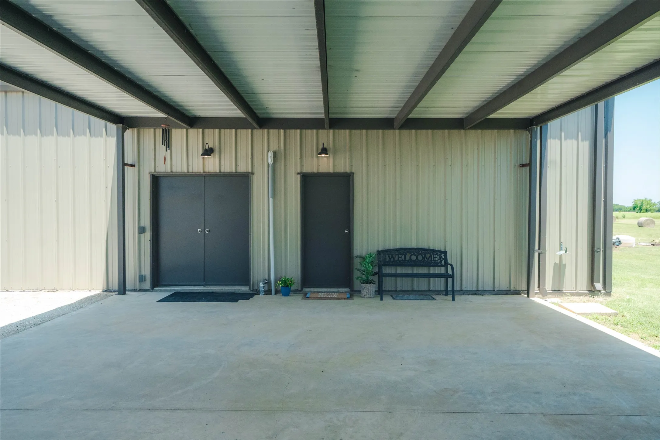 Barndo with Storage room