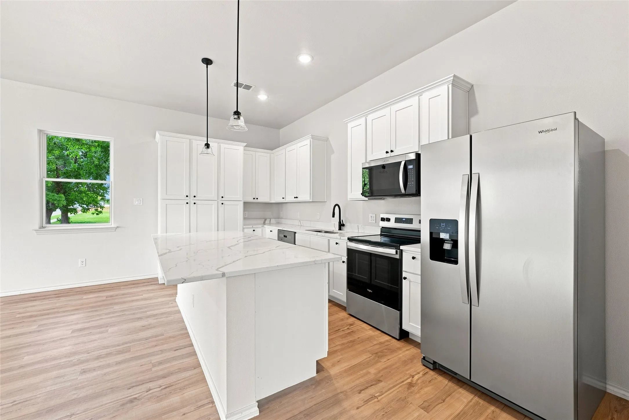 Single Family Residence For Rent in Dallas County , 1022 E 9th Street, Dallas, Texas 75203, 3 Bedroom, 2 Bathroom, 1 Garage spaces, 1,408 Sqft, built in 2026, mls#21317057, Real Estate Agent in Dallas, Homes For Rent in Dallas county, Homes For Rent in Dallas, Realtor in Dallas Texas, Real Estate Brokerage Independent Realty Texas, Luminita Cordes Realtor