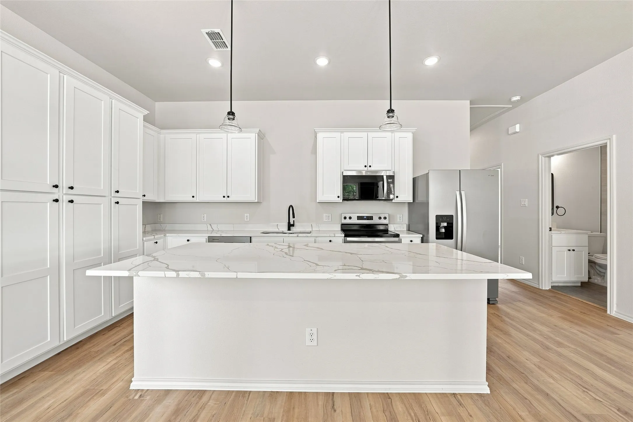 Single Family Residence For Rent in Dallas County , 1022 E 9th Street, Dallas, Texas 75203, 3 Bedroom, 2 Bathroom, 1 Garage spaces, 1,408 Sqft, built in 2026, mls#21317057, Real Estate Agent in Dallas, Homes For Rent in Dallas county, Homes For Rent in Dallas, Realtor in Dallas Texas, Real Estate Brokerage Independent Realty Texas, Luminita Cordes Realtor