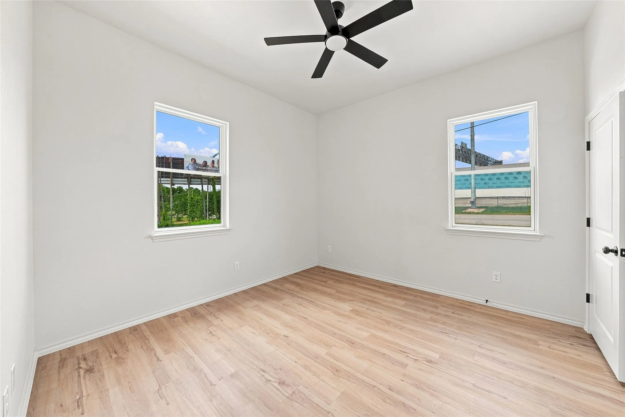 Single Family Residence For Rent in Dallas County , 1022 E 9th Street, Dallas, Texas 75203, 3 Bedroom, 2 Bathroom, 1 Garage spaces, 1,408 Sqft, built in 2026, mls#21317057, Real Estate Agent in Dallas, Homes For Rent in Dallas county, Homes For Rent in Dallas, Realtor in Dallas Texas, Real Estate Brokerage Independent Realty Texas, Luminita Cordes Realtor