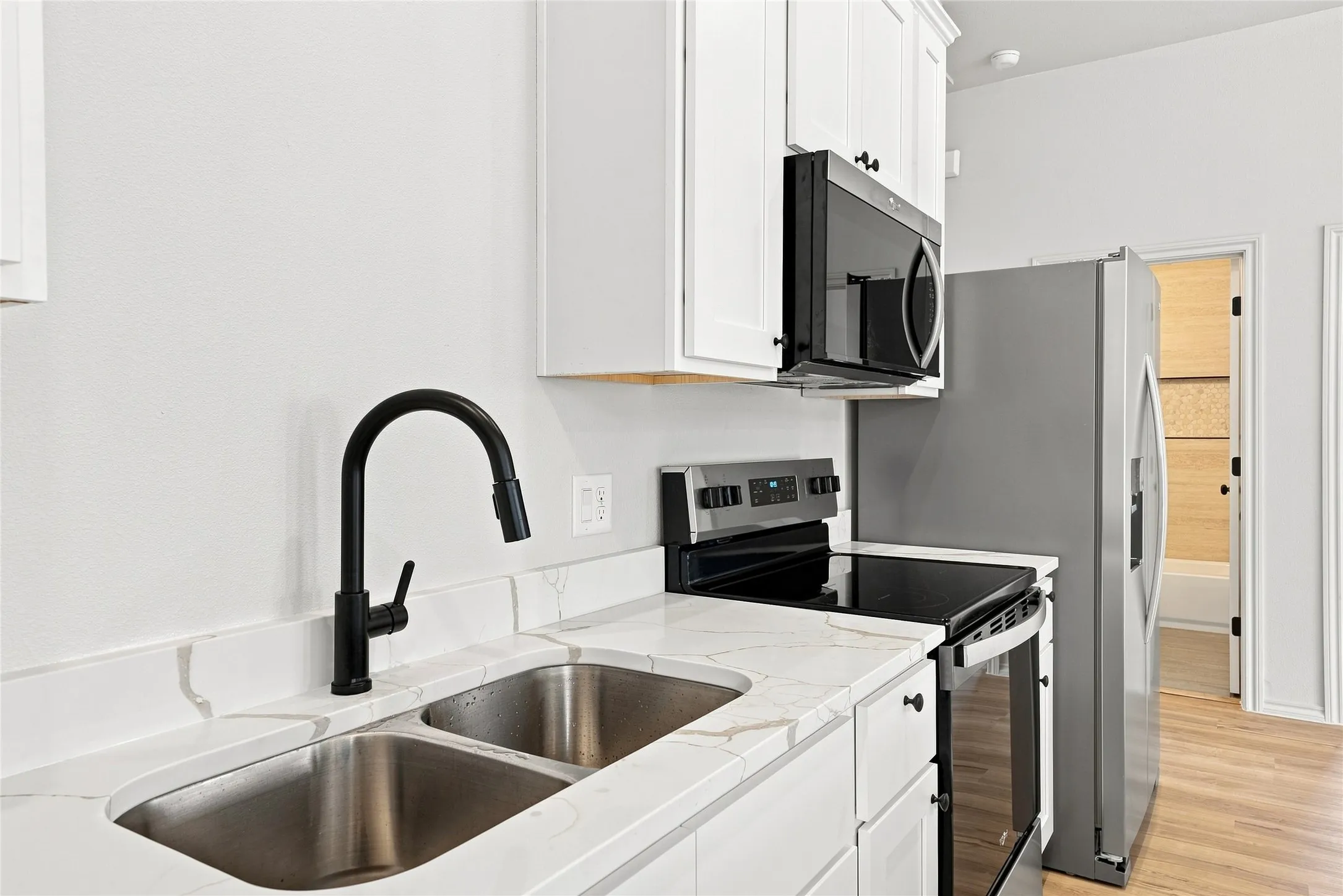 Single Family Residence For Rent in Dallas County , 1022 E 9th Street, Dallas, Texas 75203, 3 Bedroom, 2 Bathroom, 1 Garage spaces, 1,408 Sqft, built in 2026, mls#21317057, Real Estate Agent in Dallas, Homes For Rent in Dallas county, Homes For Rent in Dallas, Realtor in Dallas Texas, Real Estate Brokerage Independent Realty Texas, Luminita Cordes Realtor