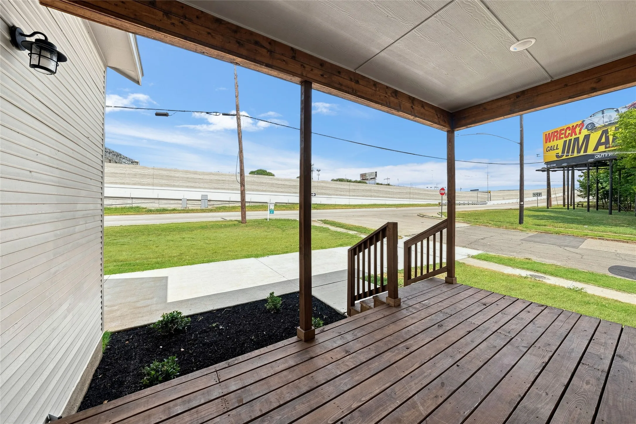 Single Family Residence For Rent in Dallas County , 1022 E 9th Street, Dallas, Texas 75203, 3 Bedroom, 2 Bathroom, 1 Garage spaces, 1,408 Sqft, built in 2026, mls#21317057, Real Estate Agent in Dallas, Homes For Rent in Dallas county, Homes For Rent in Dallas, Realtor in Dallas Texas, Real Estate Brokerage Independent Realty Texas, Luminita Cordes Realtor