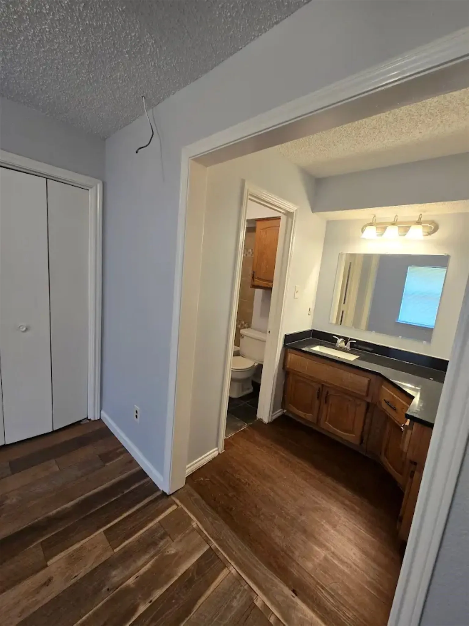 Single Family Residence For Rent in Dallas County , 1613 S Bent Tree Trail, Grand Prairie, Texas 75052, 4 Bedroom, 2 Bathroom, Garage spaces, 1,440 Sqft, built in 1983, mls#21317256, Real Estate Agent in Grand Prairie, Homes For Rent in Dallas county, Homes For Rent in Grand Prairie, Realtor in Grand Prairie Texas, Real Estate Brokerage Independent Realty Texas, Luminita Cordes Realtor