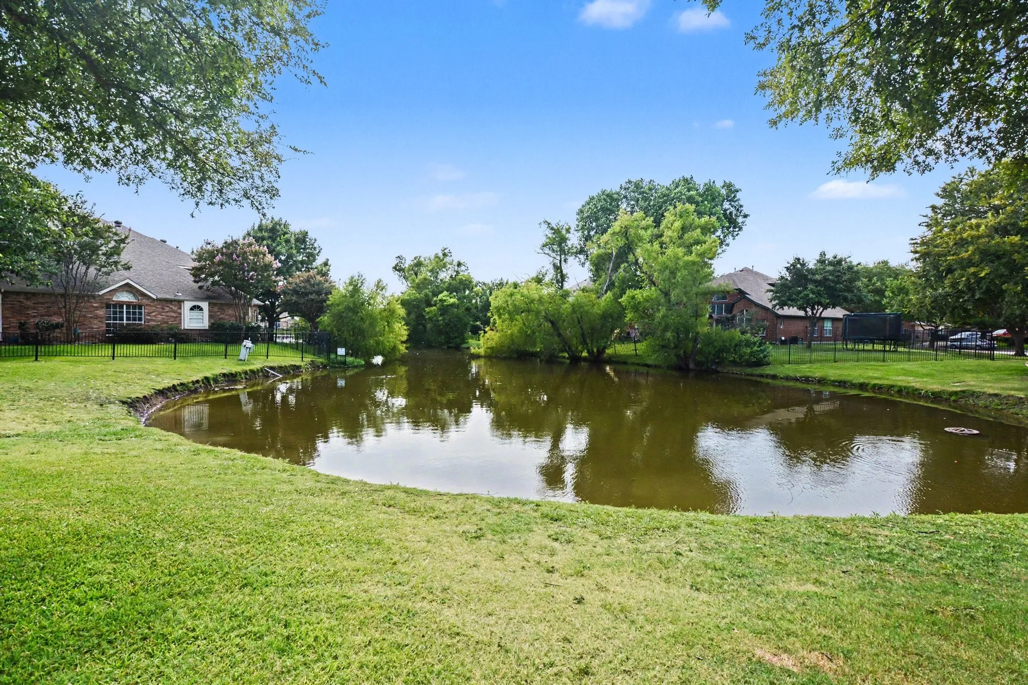 Single Family Residence For Sale in Dallas County , 8006 Killarney Lane, Rowlett, Texas 75089, 5 Bedroom, 3 Bathroom, 2 Garage spaces, 3,094 Sqft, built in 1999, mls#21317586, Real Estate Agent in Rowlett, Homes For Sale in Dallas county, Homes For Sale in Rowlett, Realtor in Rowlett Texas, Real Estate Brokerage Independent Realty Texas, Luminita Cordes Realtor