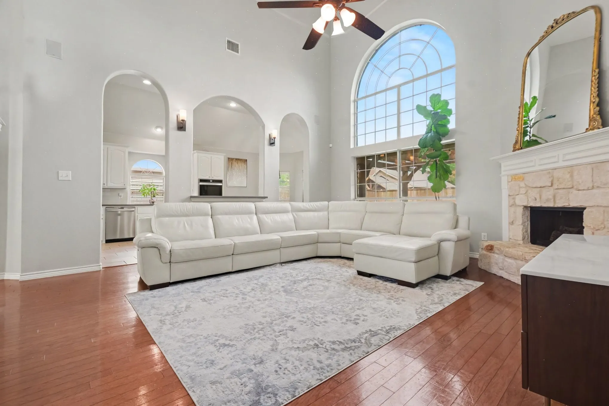 Single Family Residence For Sale in Dallas County , 8006 Killarney Lane, Rowlett, Texas 75089, 5 Bedroom, 3 Bathroom, 2 Garage spaces, 3,094 Sqft, built in 1999, mls#21317586, Real Estate Agent in Rowlett, Homes For Sale in Dallas county, Homes For Sale in Rowlett, Realtor in Rowlett Texas, Real Estate Brokerage Independent Realty Texas, Luminita Cordes Realtor