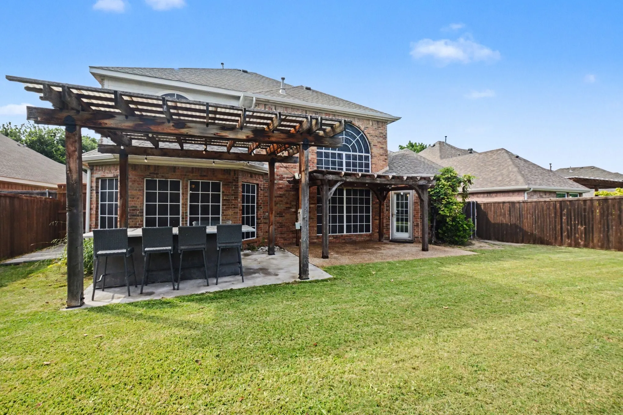 Single Family Residence For Sale in Dallas County , 8006 Killarney Lane, Rowlett, Texas 75089, 5 Bedroom, 3 Bathroom, 2 Garage spaces, 3,094 Sqft, built in 1999, mls#21317586, Real Estate Agent in Rowlett, Homes For Sale in Dallas county, Homes For Sale in Rowlett, Realtor in Rowlett Texas, Real Estate Brokerage Independent Realty Texas, Luminita Cordes Realtor