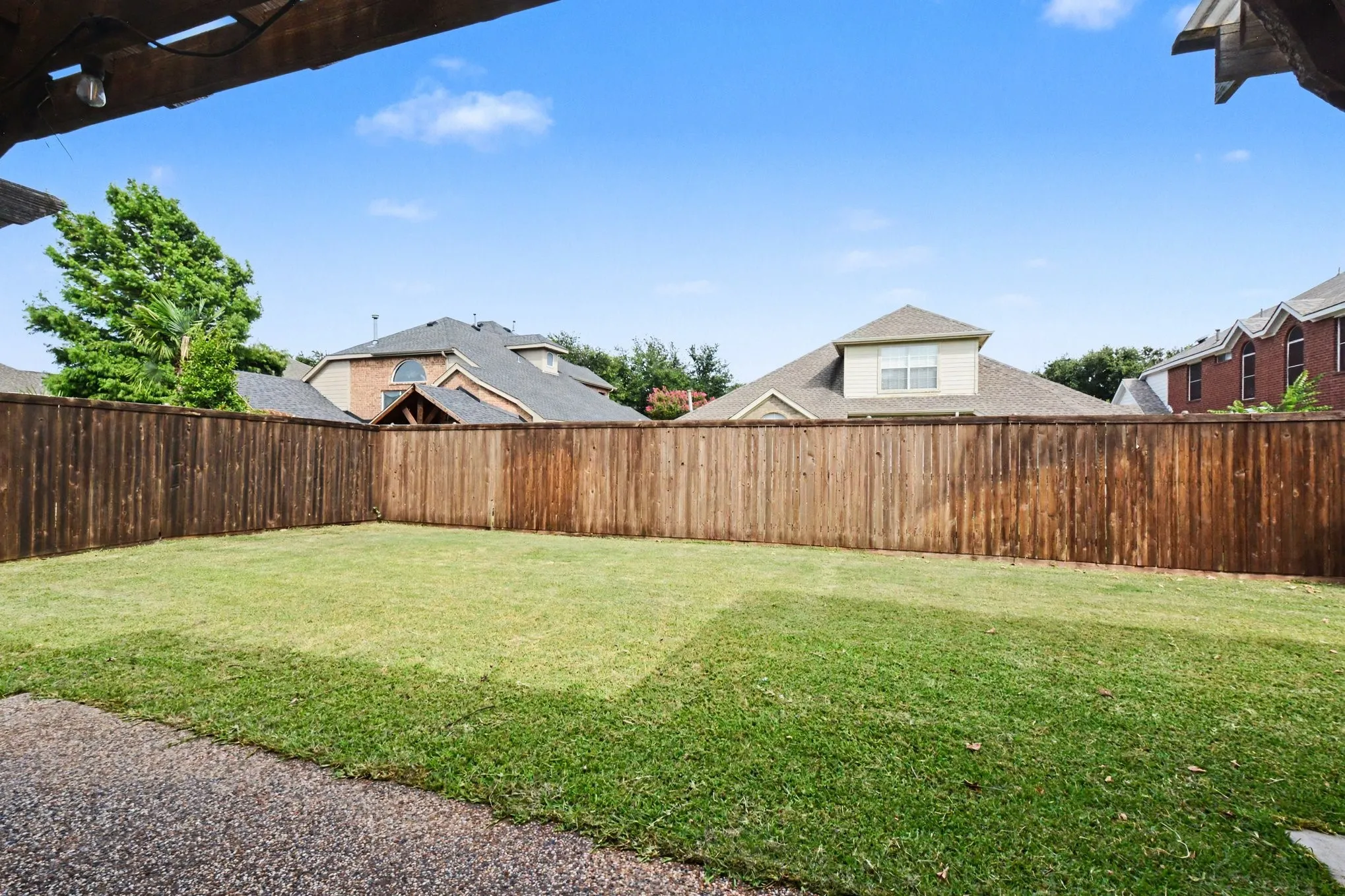 Single Family Residence For Sale in Dallas County , 8006 Killarney Lane, Rowlett, Texas 75089, 5 Bedroom, 3 Bathroom, 2 Garage spaces, 3,094 Sqft, built in 1999, mls#21317586, Real Estate Agent in Rowlett, Homes For Sale in Dallas county, Homes For Sale in Rowlett, Realtor in Rowlett Texas, Real Estate Brokerage Independent Realty Texas, Luminita Cordes Realtor