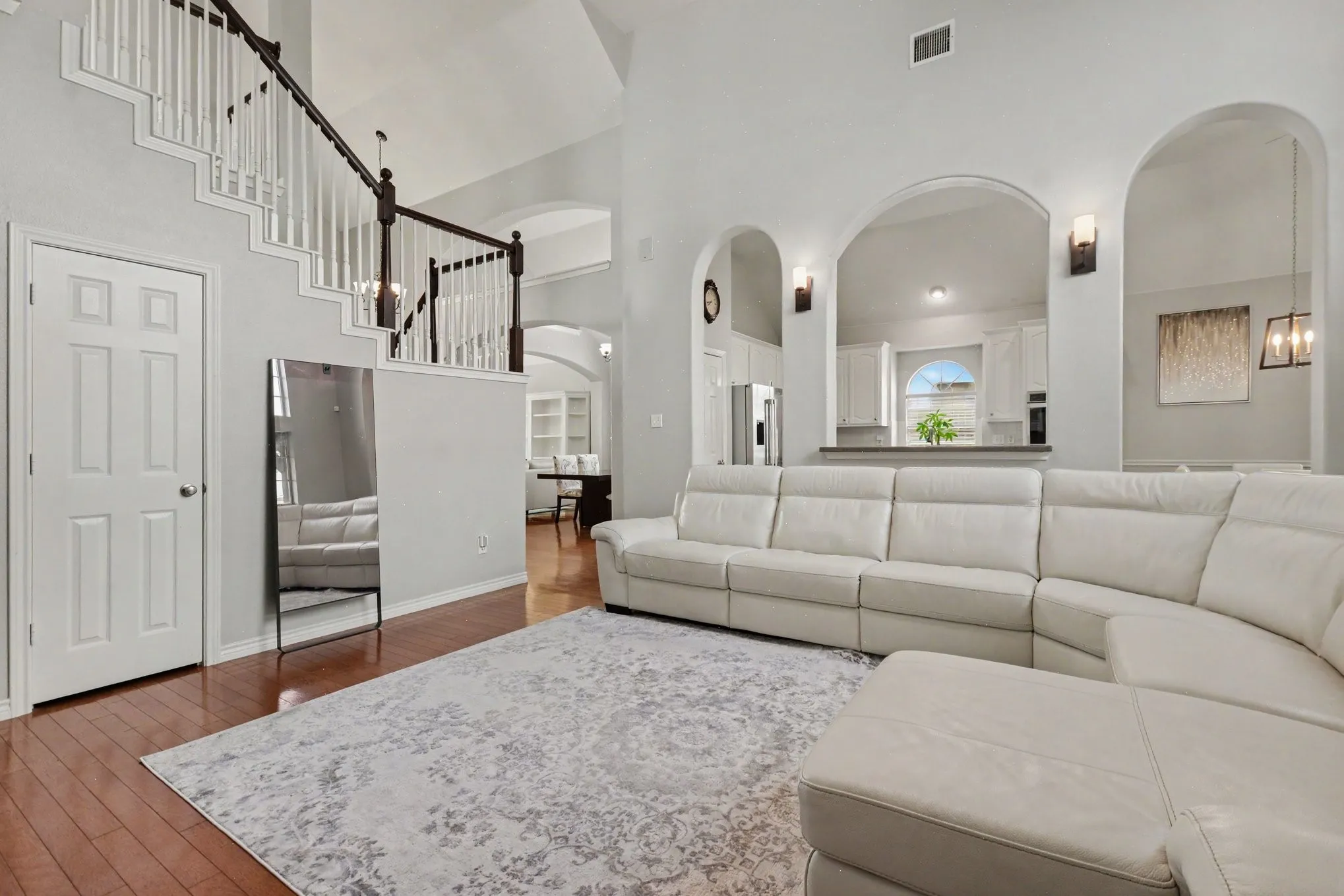 Single Family Residence For Sale in Dallas County , 8006 Killarney Lane, Rowlett, Texas 75089, 5 Bedroom, 3 Bathroom, 2 Garage spaces, 3,094 Sqft, built in 1999, mls#21317586, Real Estate Agent in Rowlett, Homes For Sale in Dallas county, Homes For Sale in Rowlett, Realtor in Rowlett Texas, Real Estate Brokerage Independent Realty Texas, Luminita Cordes Realtor