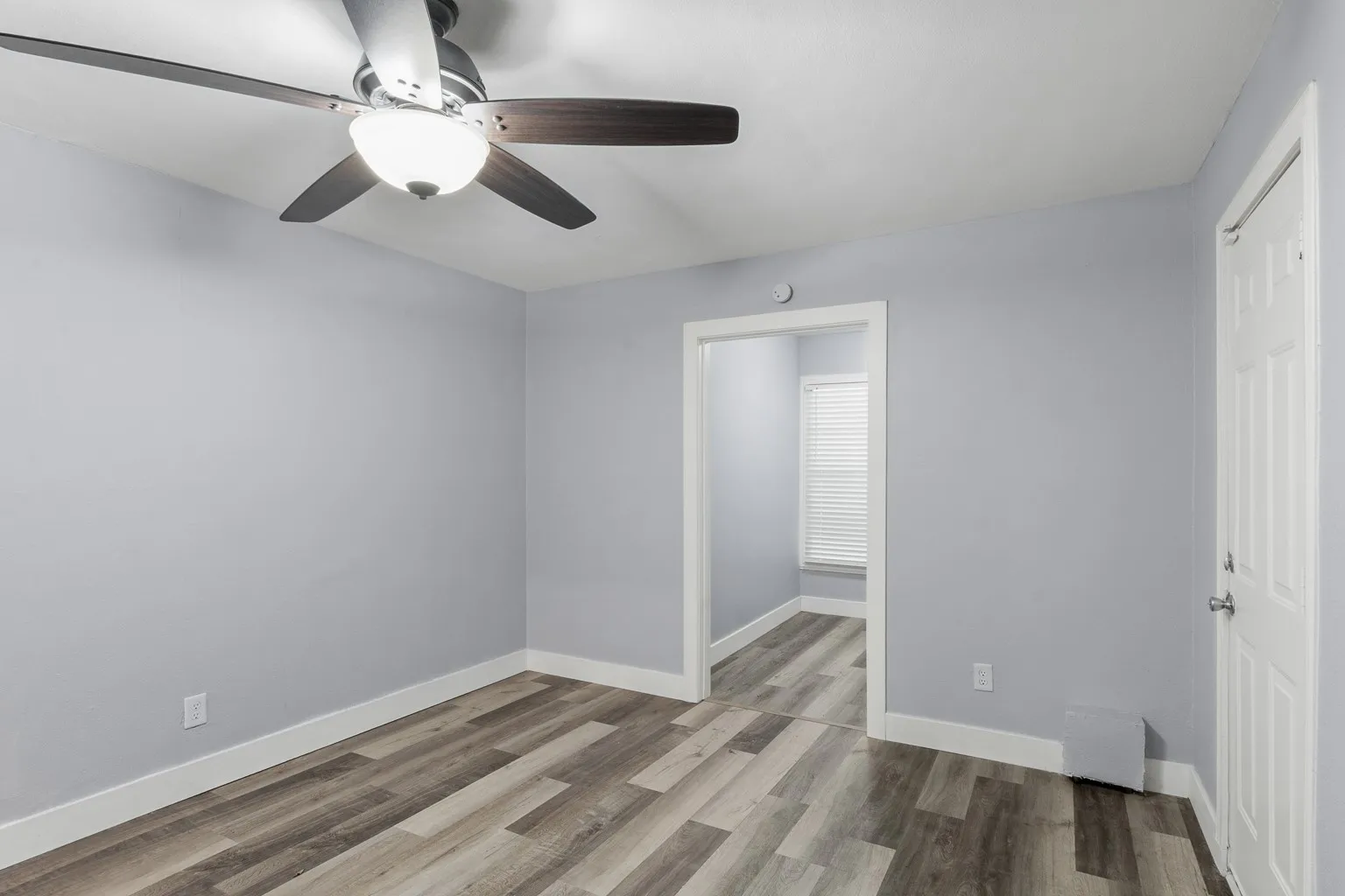 Single Family Residence For Sale in Dallas County , 1432 Meadowbrook Drive, Garland, Texas 75042, 3 Bedroom, 2 Bathroom, 2 Garage spaces, 1,246 Sqft, built in 1948, mls#21317493, Real Estate Agent in Garland, Homes For Sale in Dallas county, Homes For Sale in Garland, Realtor in Garland Texas, Real Estate Brokerage Independent Realty Texas, Luminita Cordes Realtor