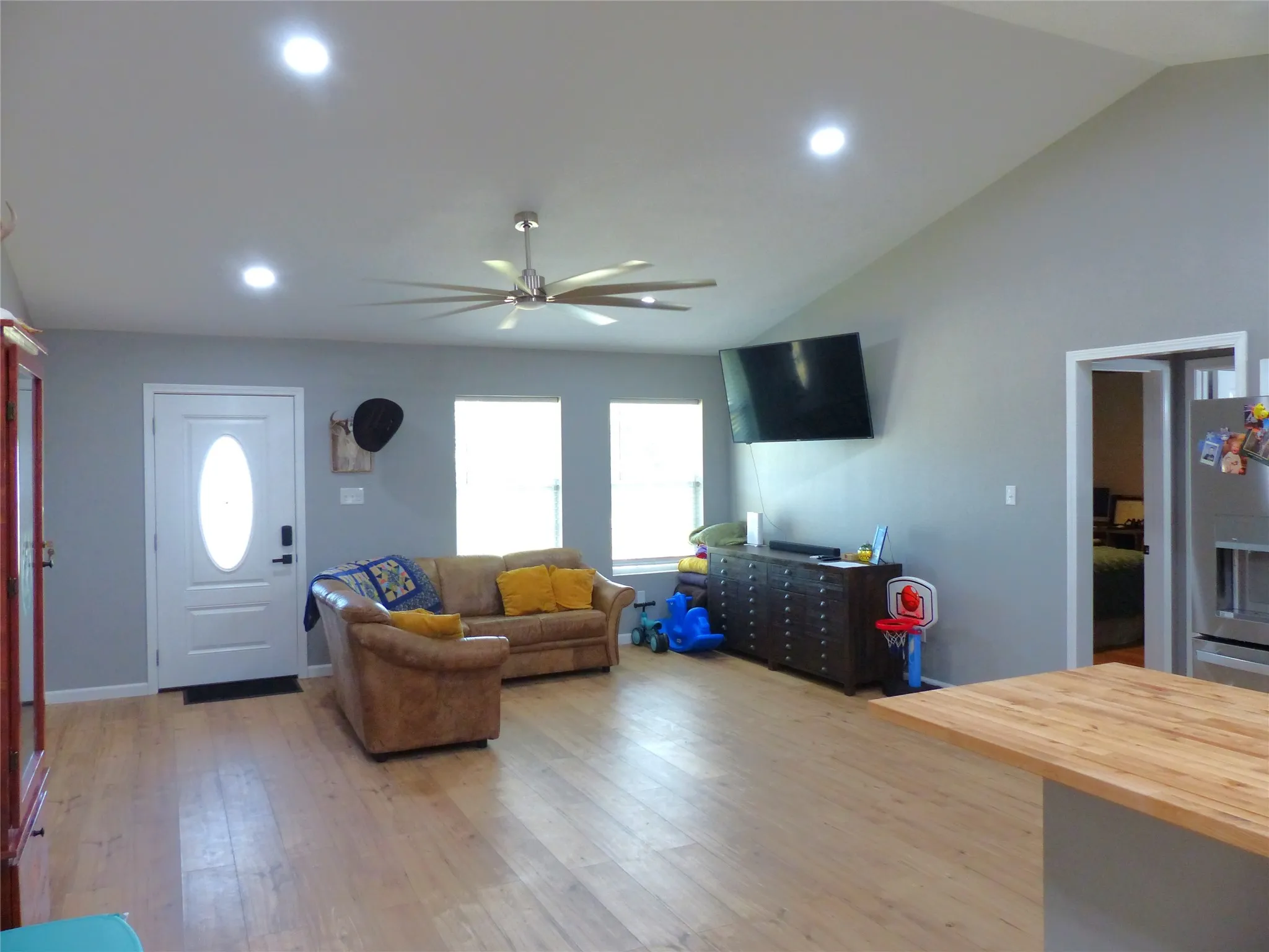 Single Family Residence For Sale in Mc Culloch County , 1277 FM 1028, Rochelle, Texas 76872, 3 Bedroom, 2 Bathroom, Garage spaces, 1,334 Sqft, built in 2025, mls#21317611, Real Estate Agent in Rochelle, Homes For Sale in Mc Culloch county, Homes For Sale in Rochelle, Realtor in Rochelle Texas, Real Estate Brokerage Independent Realty Texas, Luminita Cordes Realtor