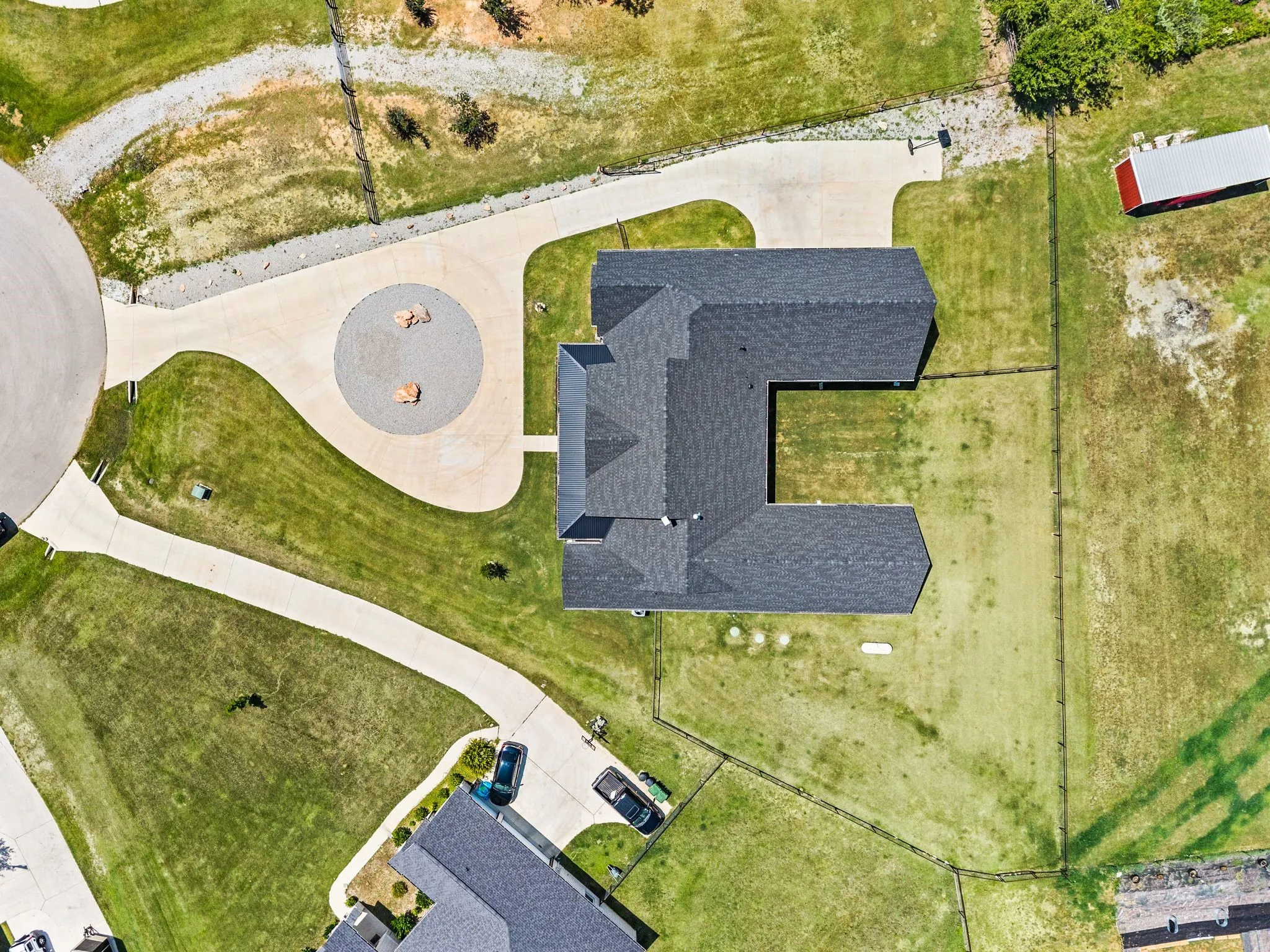 Single Family Residence For Sale in Wise County , 151 Lakota Drive, Bridgeport, Texas 76426, 4 Bedroom, 5 Bathroom, 3 Garage spaces, 3,620 Sqft, built in 2022, mls#21316328, Real Estate Agent in Bridgeport, Homes For Sale in Wise county, Homes For Sale in Bridgeport, Realtor in Bridgeport Texas, Real Estate Brokerage Independent Realty Texas, Luminita Cordes Realtor