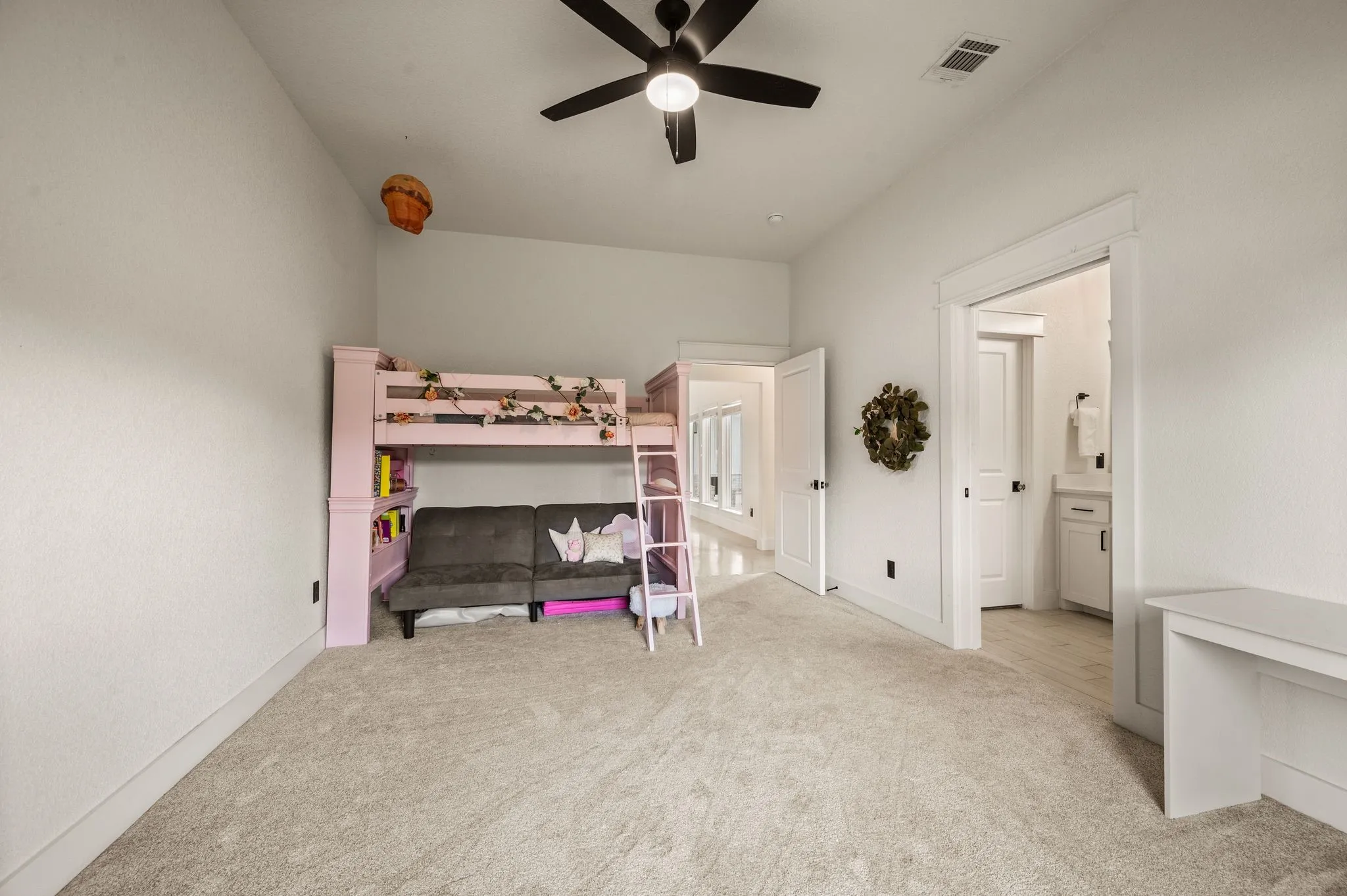 Single Family Residence For Sale in Wise County , 151 Lakota Drive, Bridgeport, Texas 76426, 4 Bedroom, 5 Bathroom, 3 Garage spaces, 3,620 Sqft, built in 2022, mls#21316328, Real Estate Agent in Bridgeport, Homes For Sale in Wise county, Homes For Sale in Bridgeport, Realtor in Bridgeport Texas, Real Estate Brokerage Independent Realty Texas, Luminita Cordes Realtor