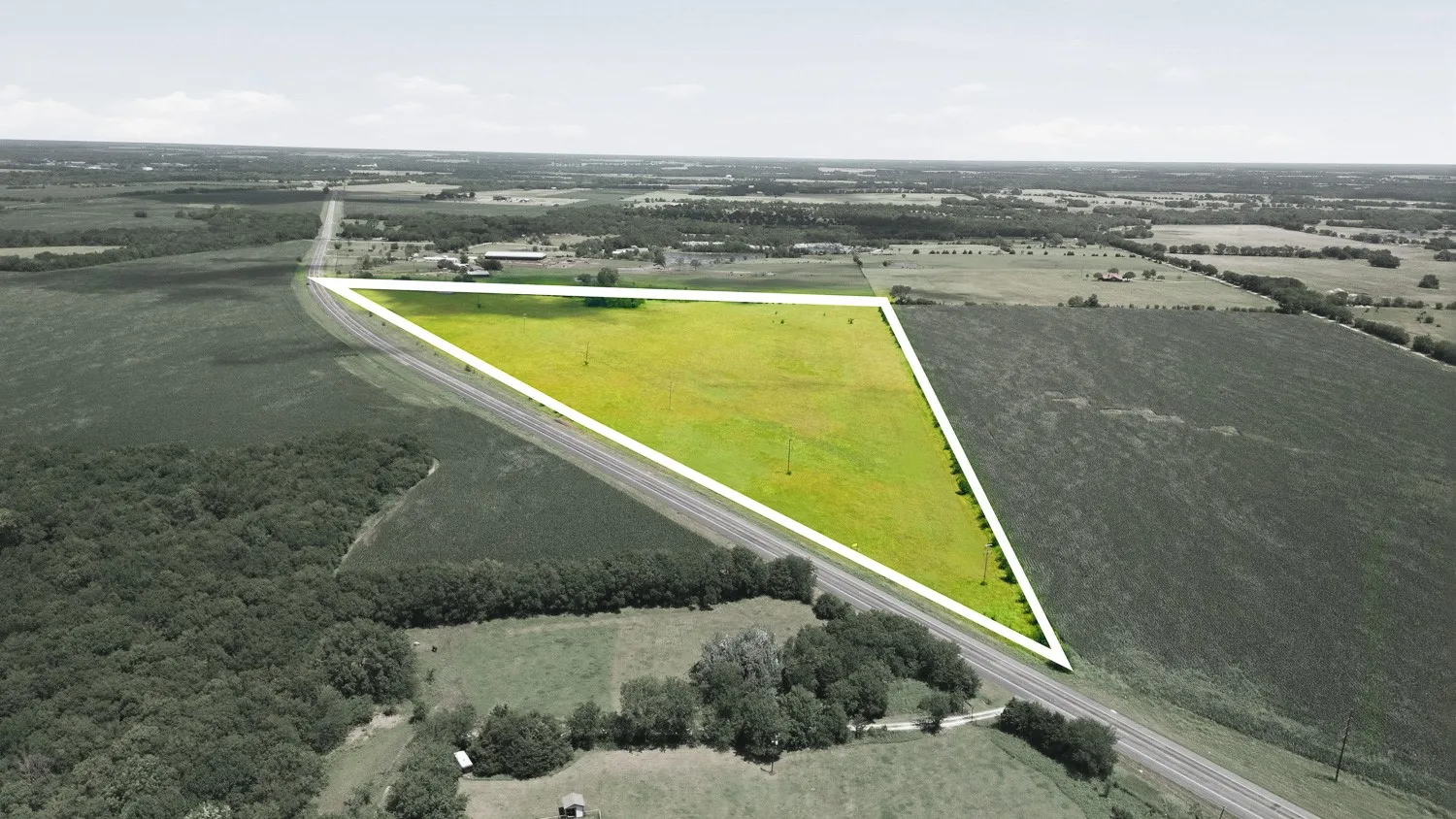 Improved Land For Sale in Fannin County , TBD Hwy 69, Whitewright, Texas 75491, 0, 0, Garage spaces, 0 Sqft, built in 0, mls#21306023, Real Estate Agent in Whitewright, Homes For Sale in Fannin county, Homes For Sale in Whitewright, Realtor in Whitewright Texas, Real Estate Brokerage Independent Realty Texas, Luminita Cordes Realtor