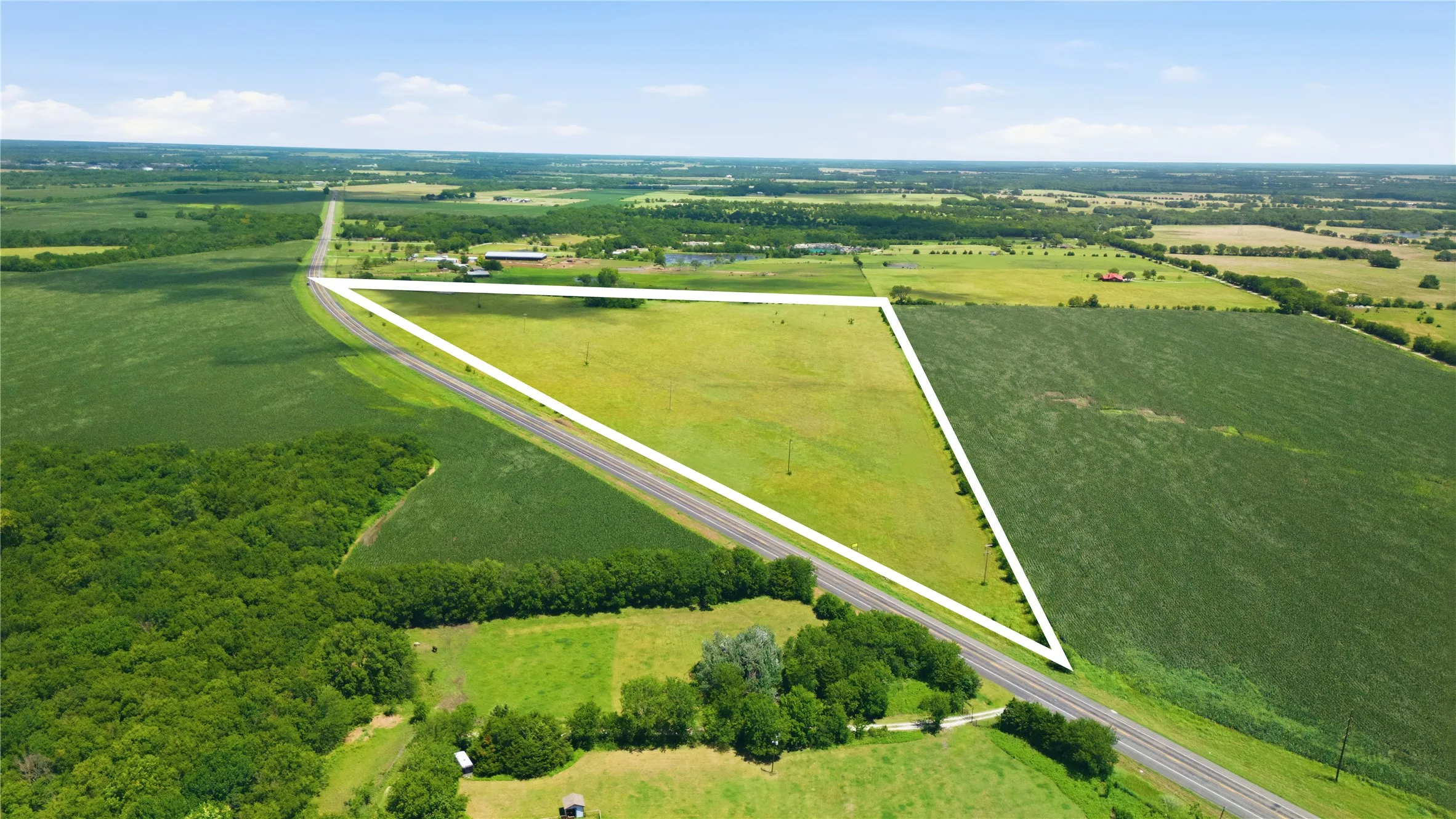 Improved Land For Sale in Fannin County , TBD Hwy 69, Whitewright, Texas 75491, 0, 0, Garage spaces, 0 Sqft, built in 0, mls#21306023, Real Estate Agent in Whitewright, Homes For Sale in Fannin county, Homes For Sale in Whitewright, Realtor in Whitewright Texas, Real Estate Brokerage Independent Realty Texas, Luminita Cordes Realtor