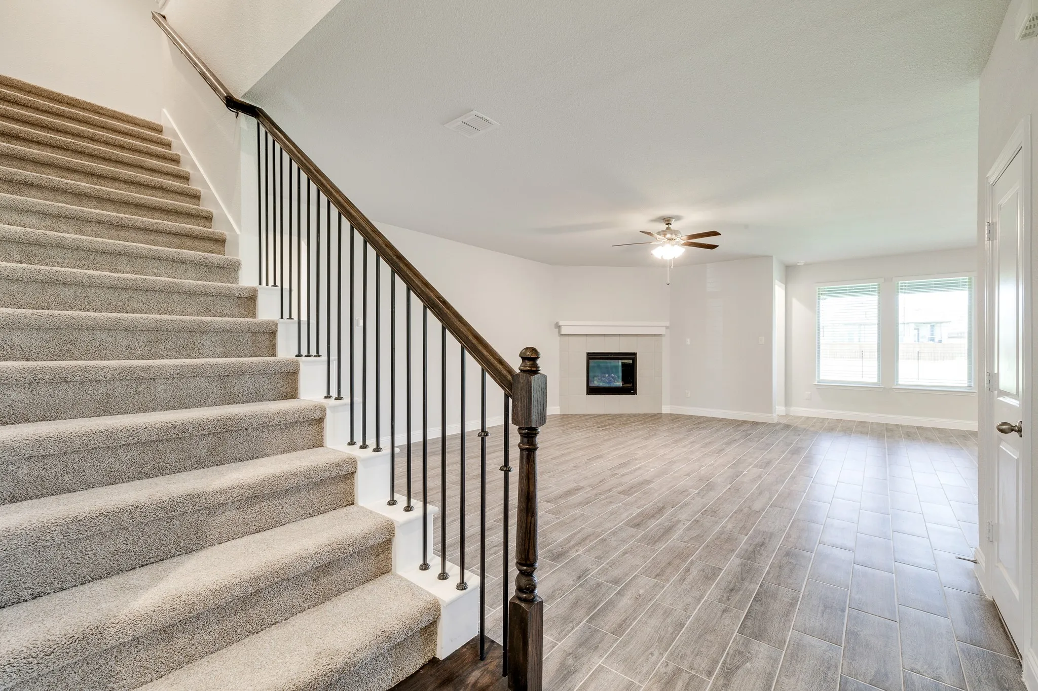 Single Family Residence For Rent in Johnson County , 1216 Blanco Trail, Mansfield, Texas 76063, 4 Bedroom, 3 Bathroom, 2 Garage spaces, 3,201 Sqft, built in 2022, mls#21317615, Real Estate Agent in Mansfield, Homes For Rent in Johnson county, Homes For Rent in Mansfield, Realtor in Mansfield Texas, Real Estate Brokerage Independent Realty Texas, Luminita Cordes Realtor