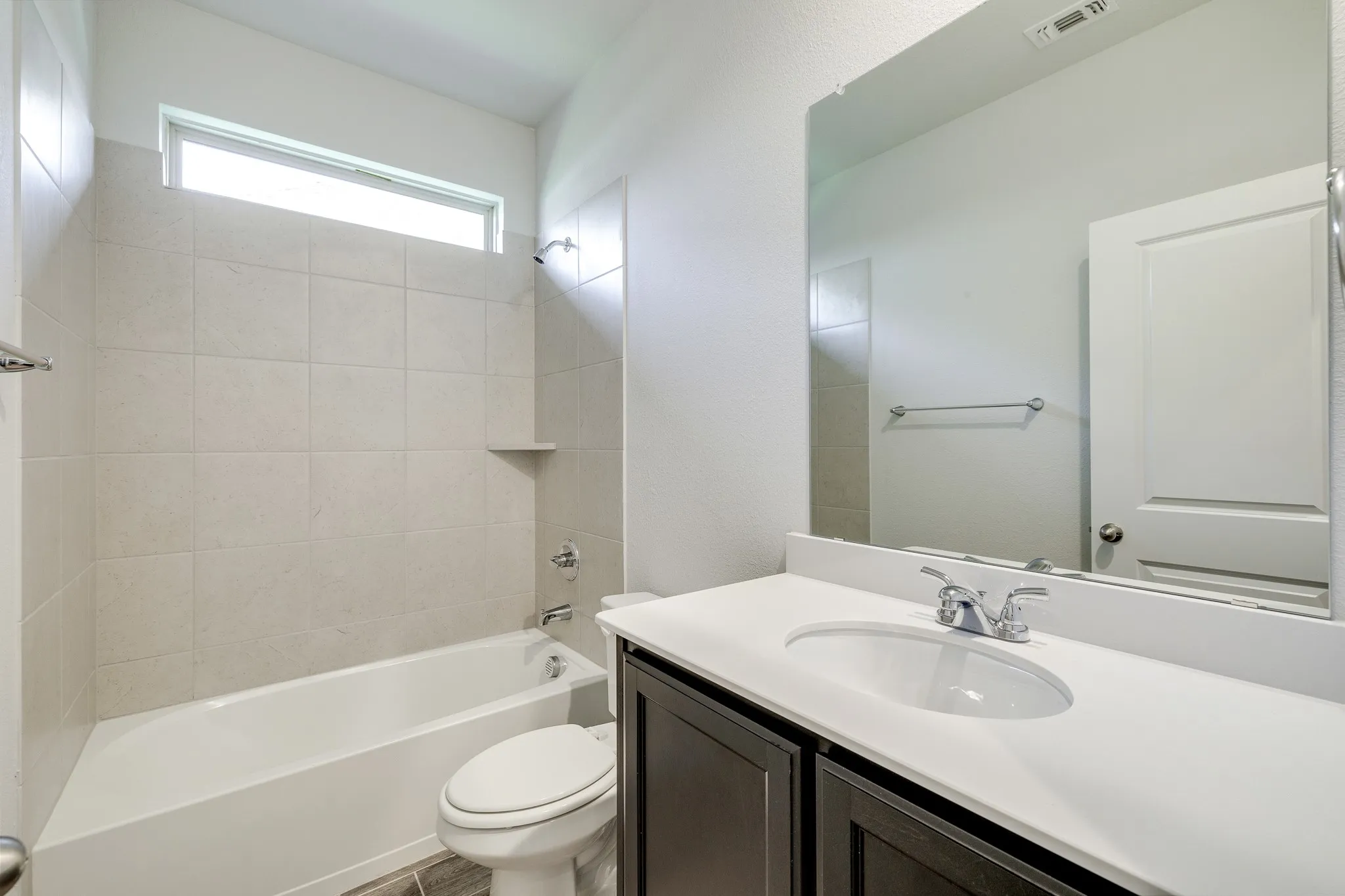 Single Family Residence For Rent in Johnson County , 1216 Blanco Trail, Mansfield, Texas 76063, 4 Bedroom, 3 Bathroom, 2 Garage spaces, 3,201 Sqft, built in 2022, mls#21317615, Real Estate Agent in Mansfield, Homes For Rent in Johnson county, Homes For Rent in Mansfield, Realtor in Mansfield Texas, Real Estate Brokerage Independent Realty Texas, Luminita Cordes Realtor
