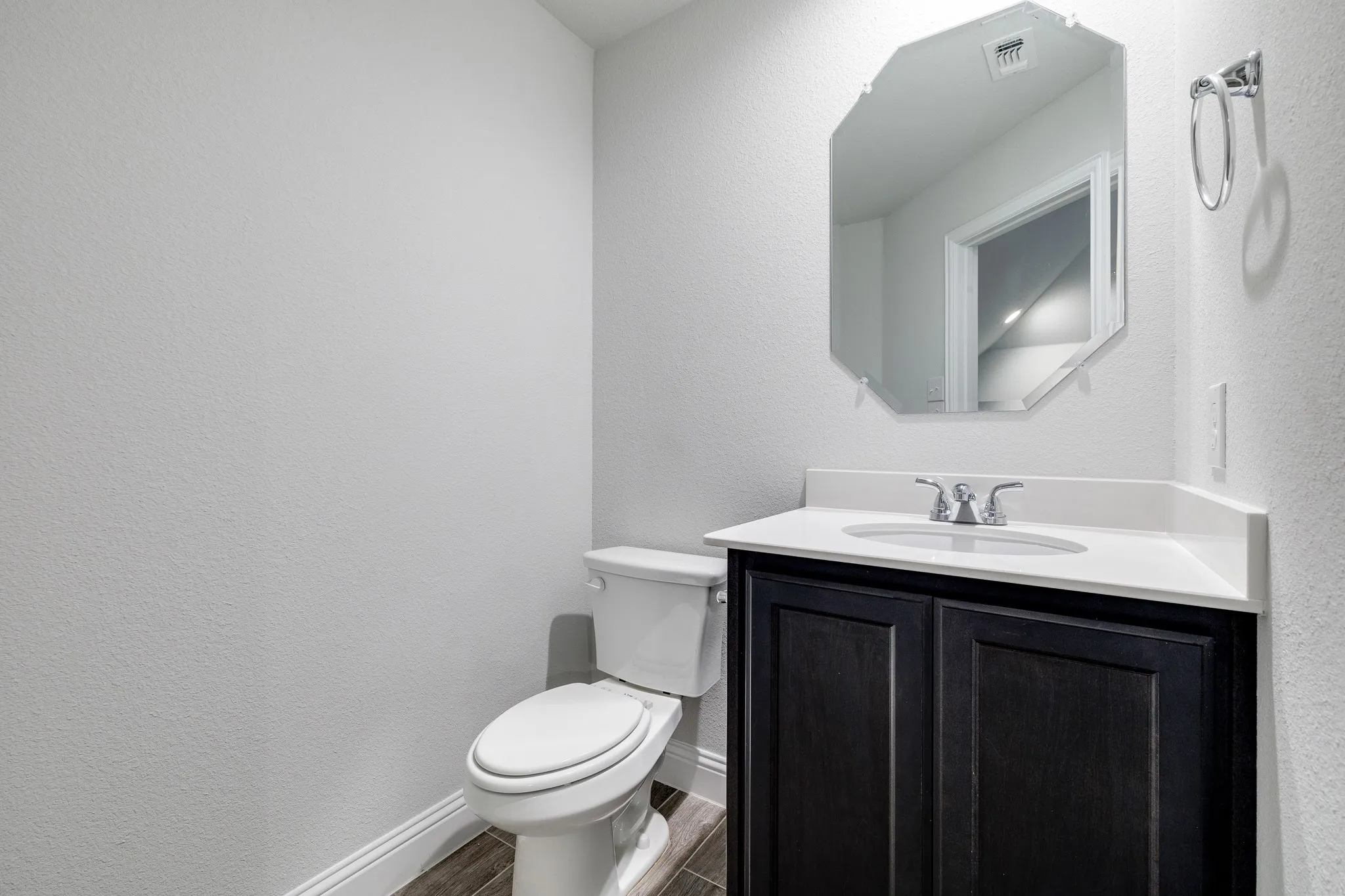 Single Family Residence For Rent in Johnson County , 1216 Blanco Trail, Mansfield, Texas 76063, 4 Bedroom, 3 Bathroom, 2 Garage spaces, 3,201 Sqft, built in 2022, mls#21317615, Real Estate Agent in Mansfield, Homes For Rent in Johnson county, Homes For Rent in Mansfield, Realtor in Mansfield Texas, Real Estate Brokerage Independent Realty Texas, Luminita Cordes Realtor