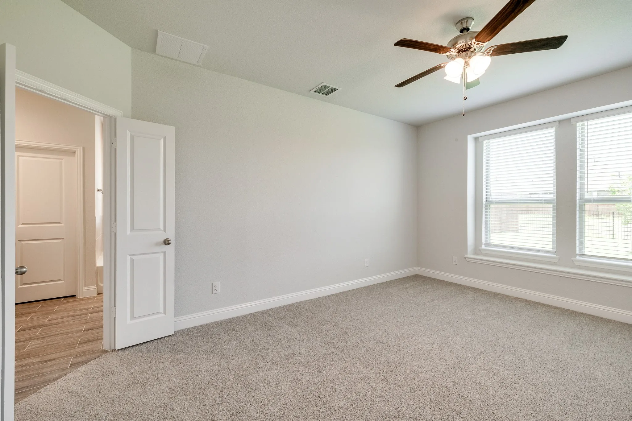 Single Family Residence For Rent in Johnson County , 1216 Blanco Trail, Mansfield, Texas 76063, 4 Bedroom, 3 Bathroom, 2 Garage spaces, 3,201 Sqft, built in 2022, mls#21317615, Real Estate Agent in Mansfield, Homes For Rent in Johnson county, Homes For Rent in Mansfield, Realtor in Mansfield Texas, Real Estate Brokerage Independent Realty Texas, Luminita Cordes Realtor