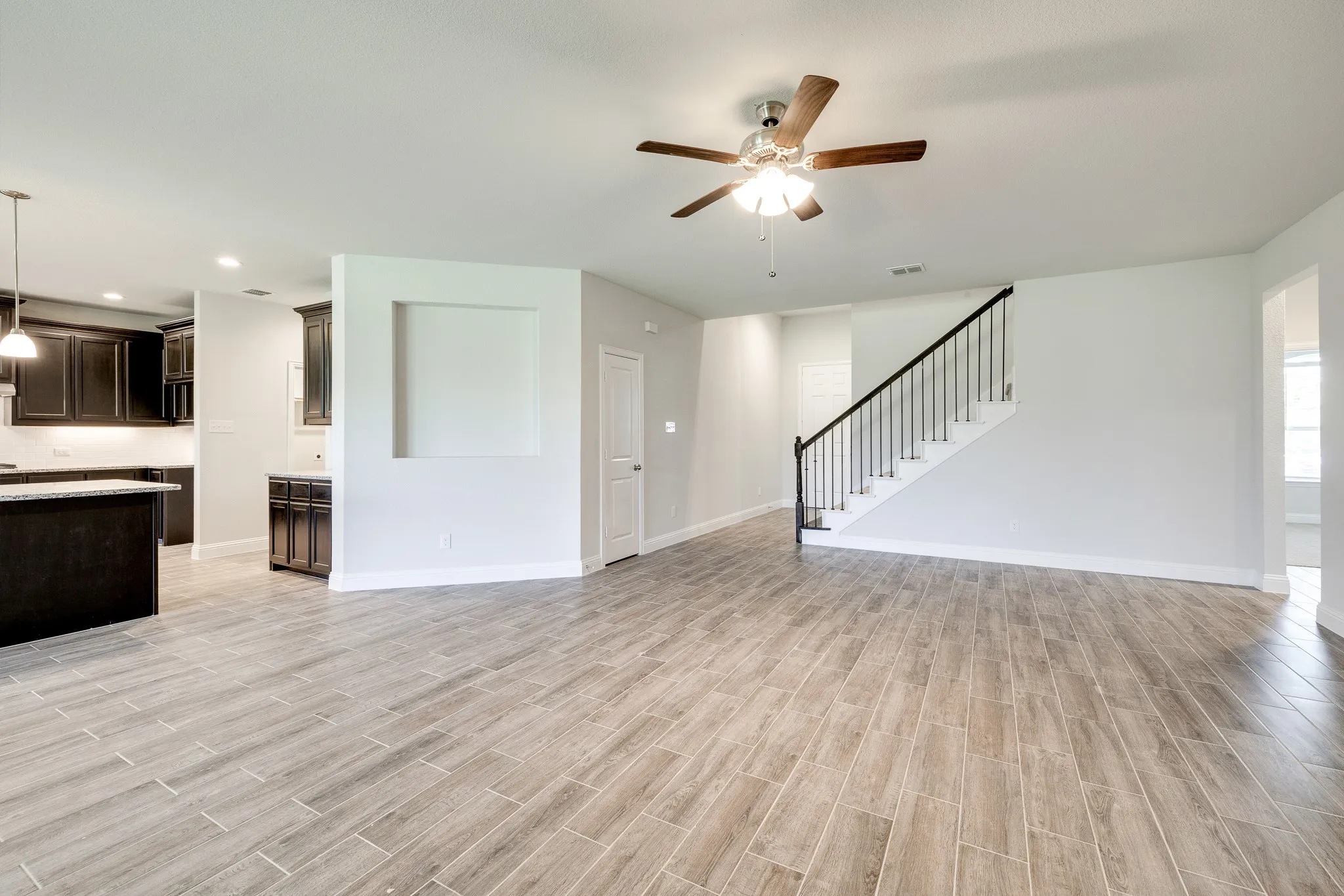 Single Family Residence For Rent in Johnson County , 1216 Blanco Trail, Mansfield, Texas 76063, 4 Bedroom, 3 Bathroom, 2 Garage spaces, 3,201 Sqft, built in 2022, mls#21317615, Real Estate Agent in Mansfield, Homes For Rent in Johnson county, Homes For Rent in Mansfield, Realtor in Mansfield Texas, Real Estate Brokerage Independent Realty Texas, Luminita Cordes Realtor