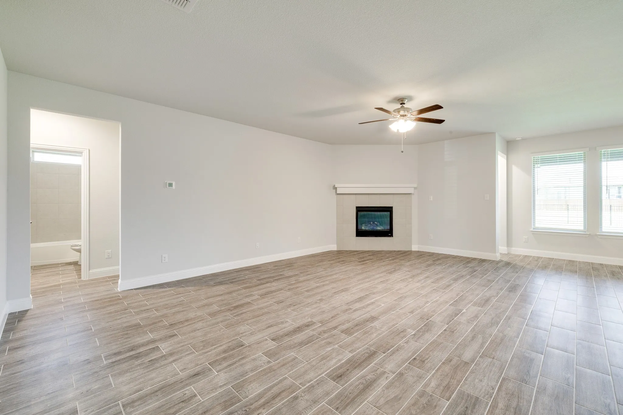 Single Family Residence For Rent in Johnson County , 1216 Blanco Trail, Mansfield, Texas 76063, 4 Bedroom, 3 Bathroom, 2 Garage spaces, 3,201 Sqft, built in 2022, mls#21317615, Real Estate Agent in Mansfield, Homes For Rent in Johnson county, Homes For Rent in Mansfield, Realtor in Mansfield Texas, Real Estate Brokerage Independent Realty Texas, Luminita Cordes Realtor