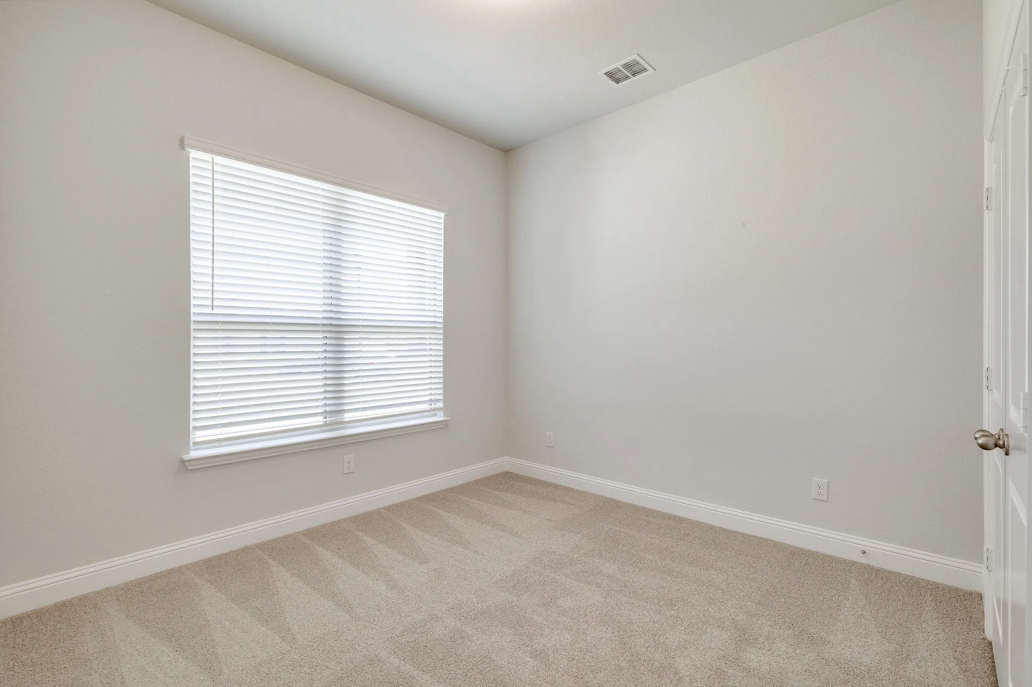 Single Family Residence For Rent in Johnson County , 1216 Blanco Trail, Mansfield, Texas 76063, 4 Bedroom, 3 Bathroom, 2 Garage spaces, 3,201 Sqft, built in 2022, mls#21317615, Real Estate Agent in Mansfield, Homes For Rent in Johnson county, Homes For Rent in Mansfield, Realtor in Mansfield Texas, Real Estate Brokerage Independent Realty Texas, Luminita Cordes Realtor
